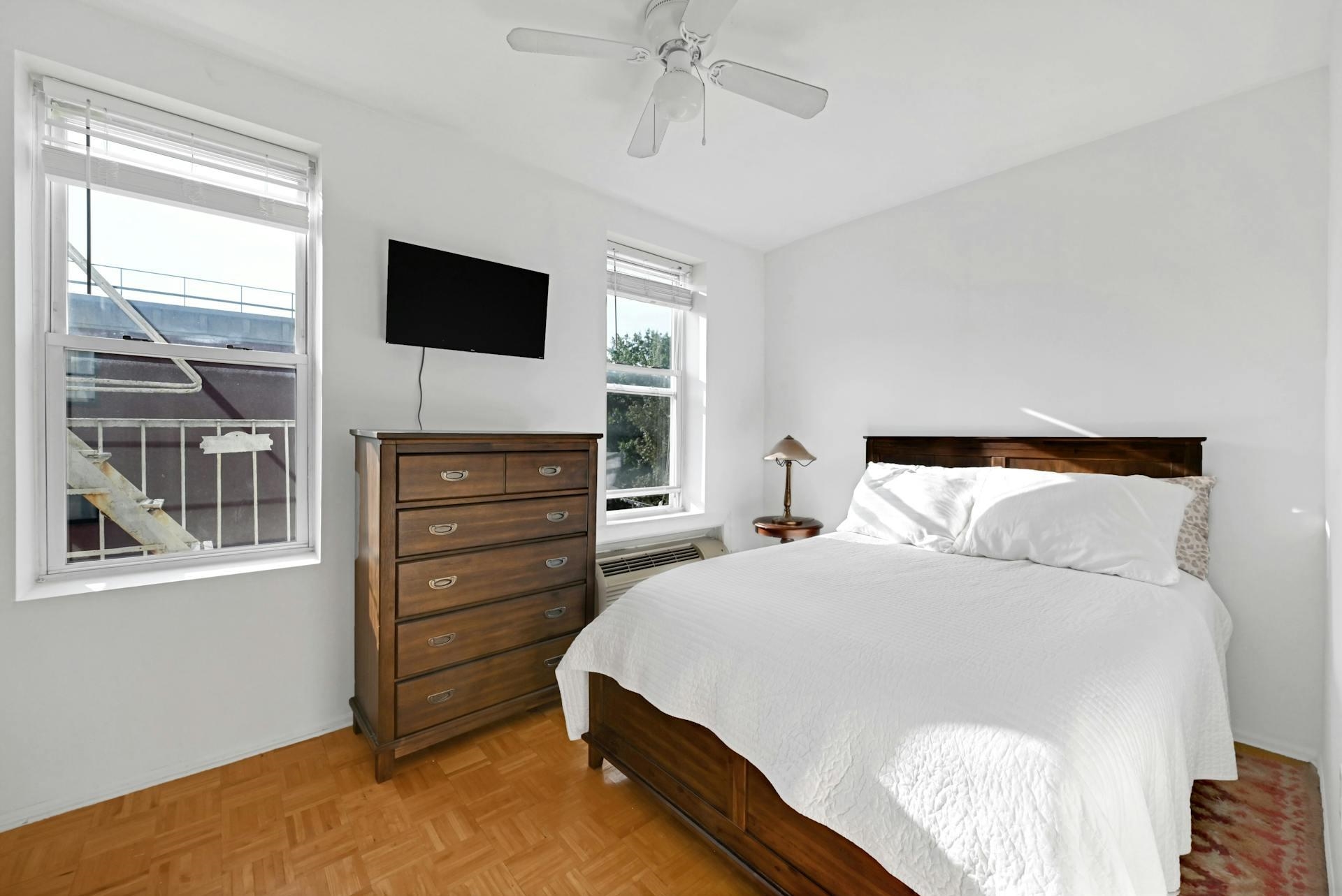 734 ADAMS ST Unit: 4B