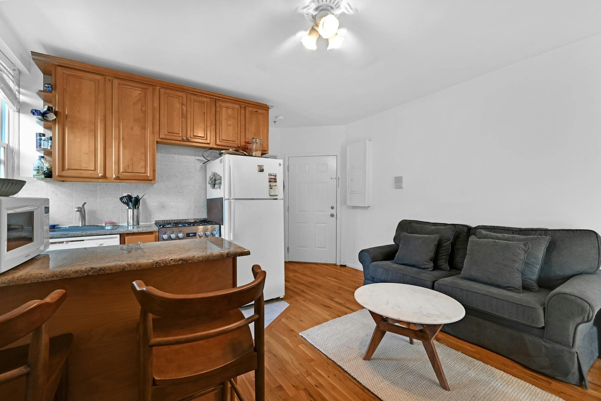 734 ADAMS ST Unit: 4B