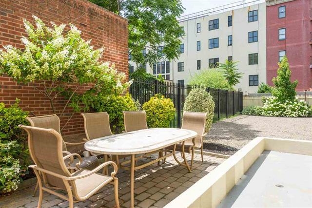 734 ADAMS ST Unit: 4B