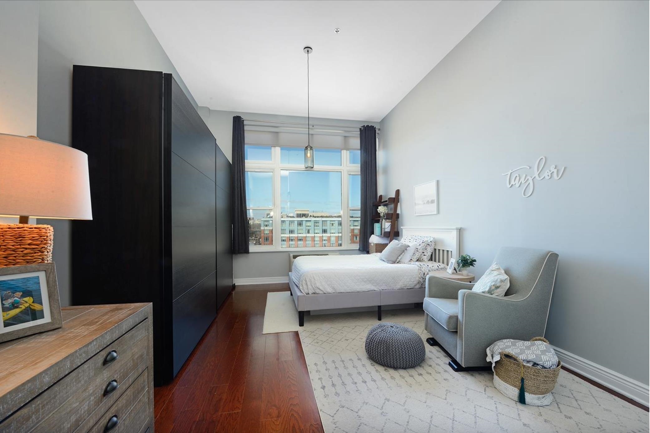 1500 HUDSON ST Unit: 9Q