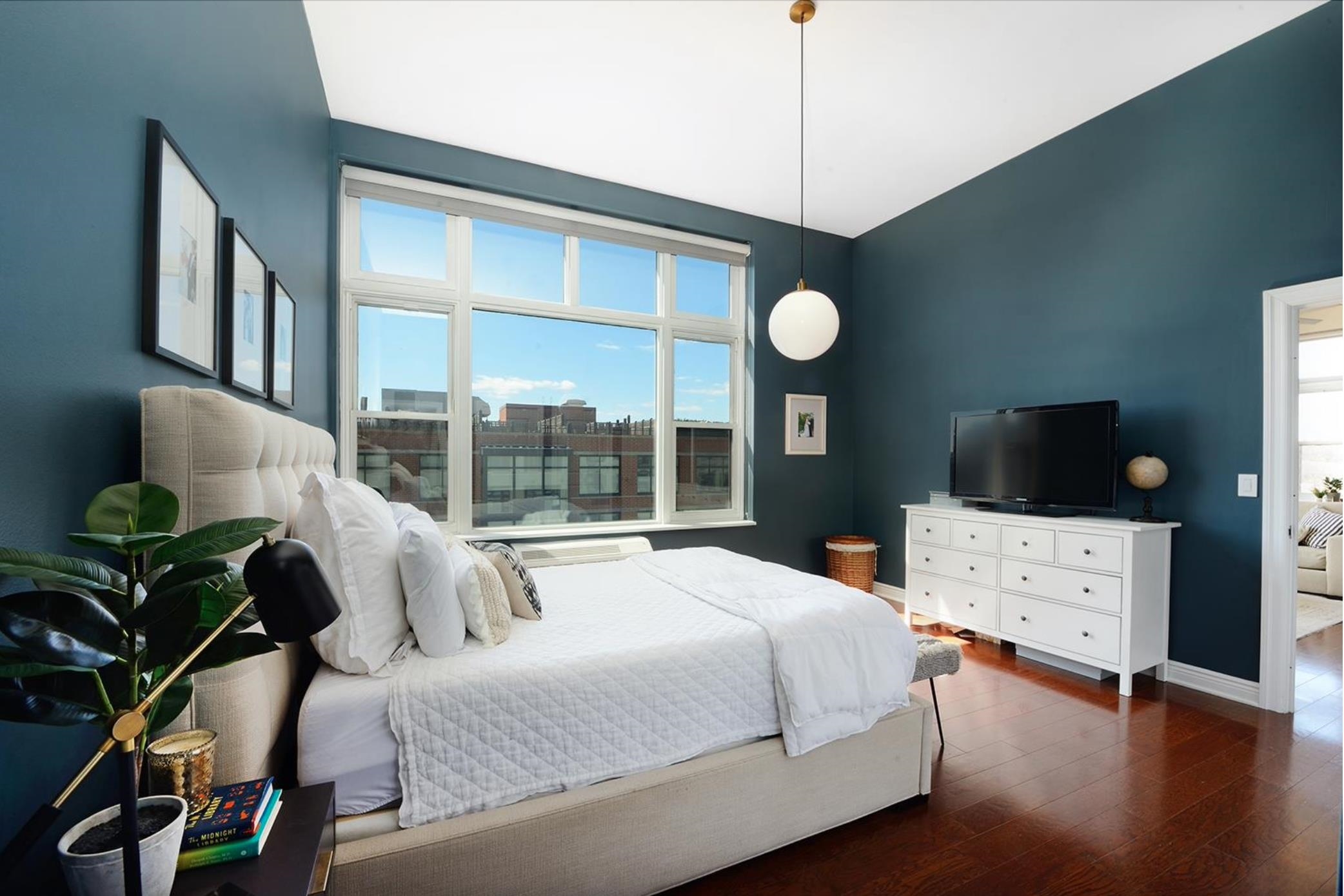1500 HUDSON ST Unit: 9Q