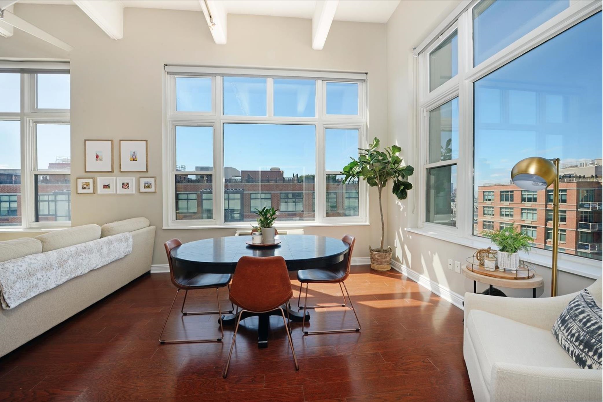 1500 HUDSON ST Unit: 9Q