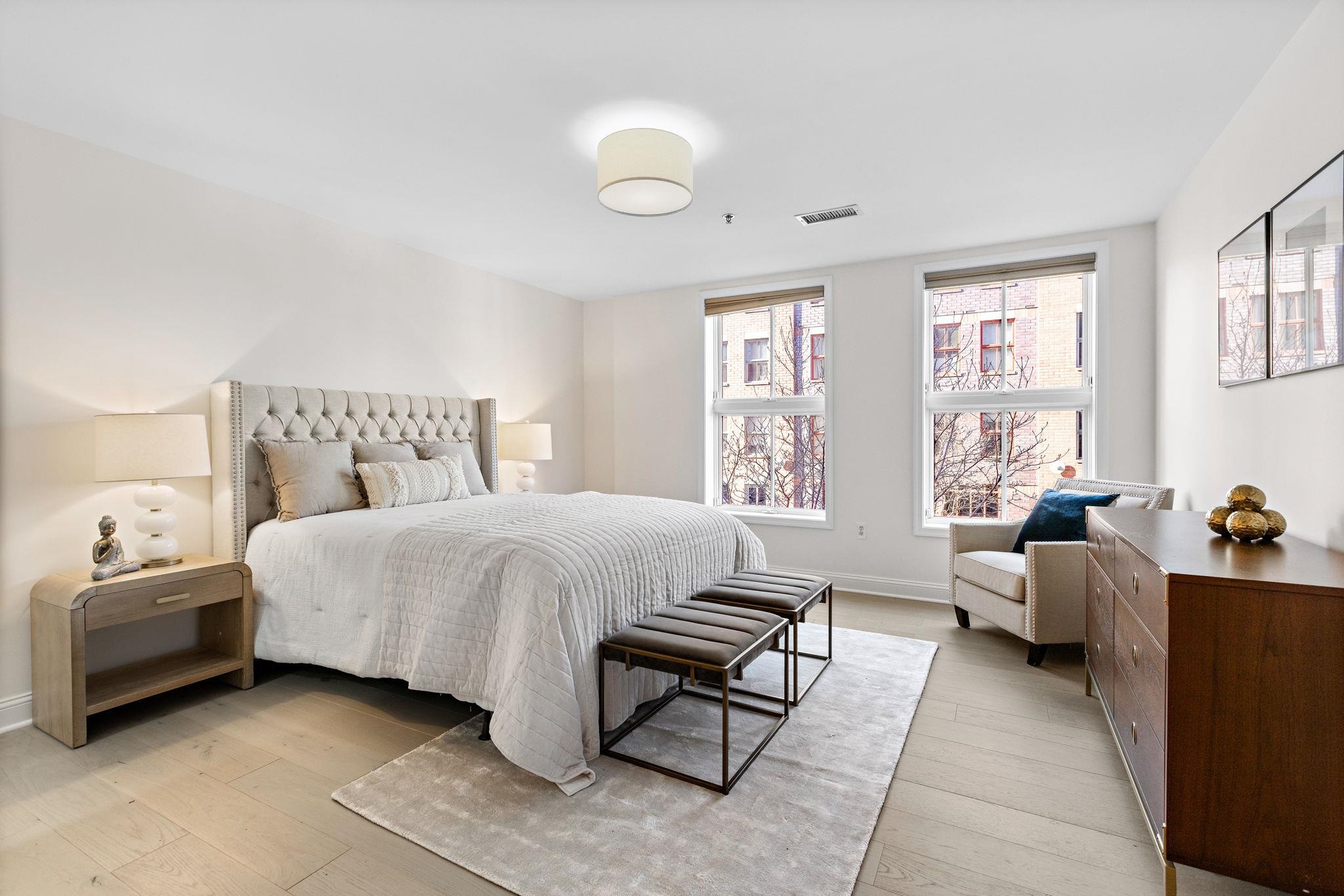 812 GRAND ST Unit: 211
