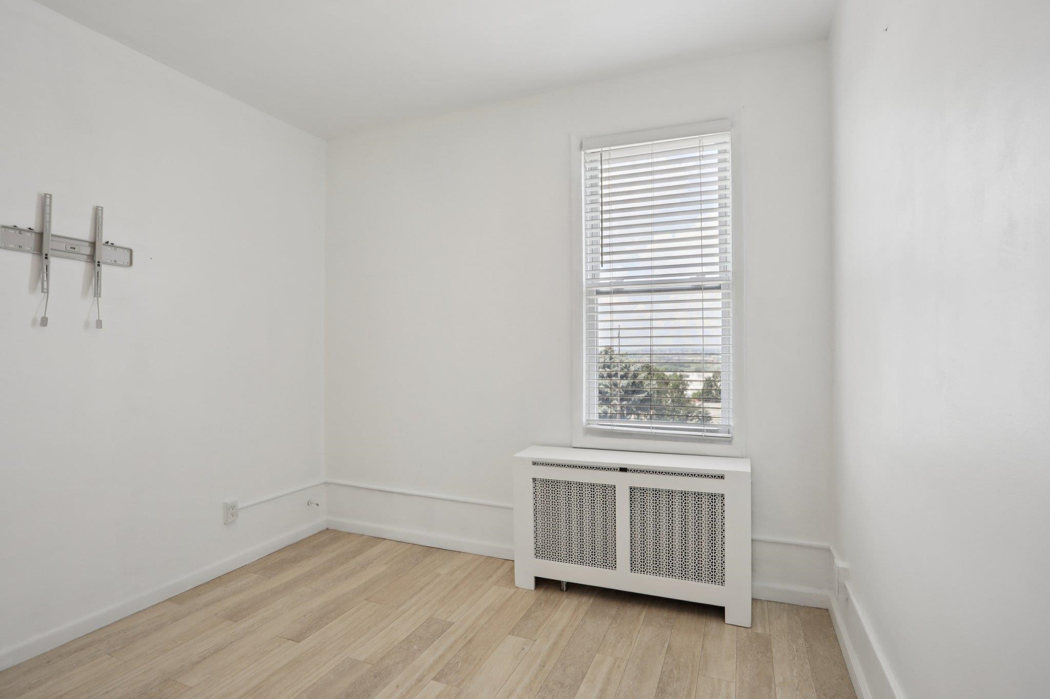 9021 SMITH AVE Unit: 2