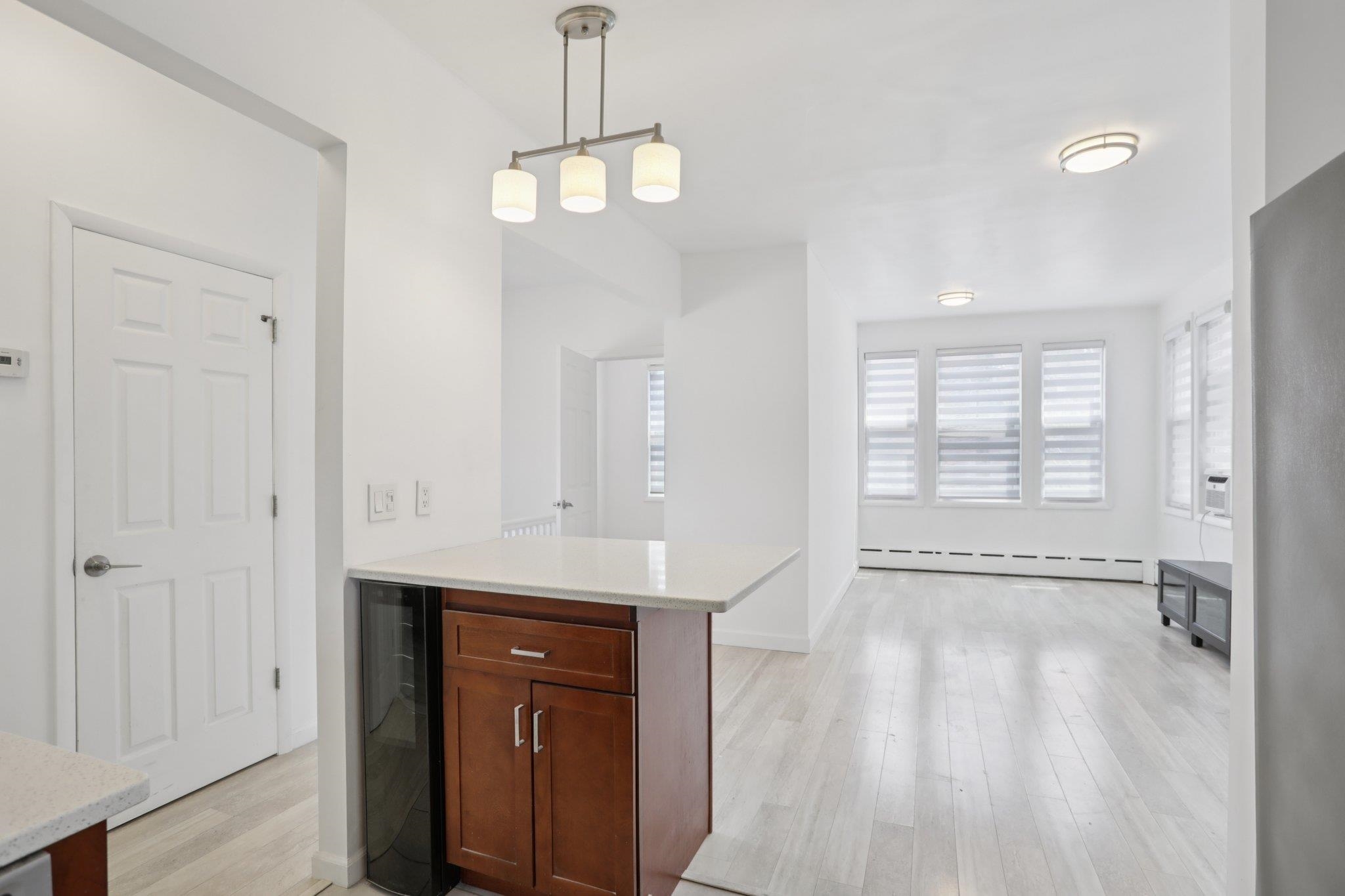 9021 SMITH AVE Unit: 2