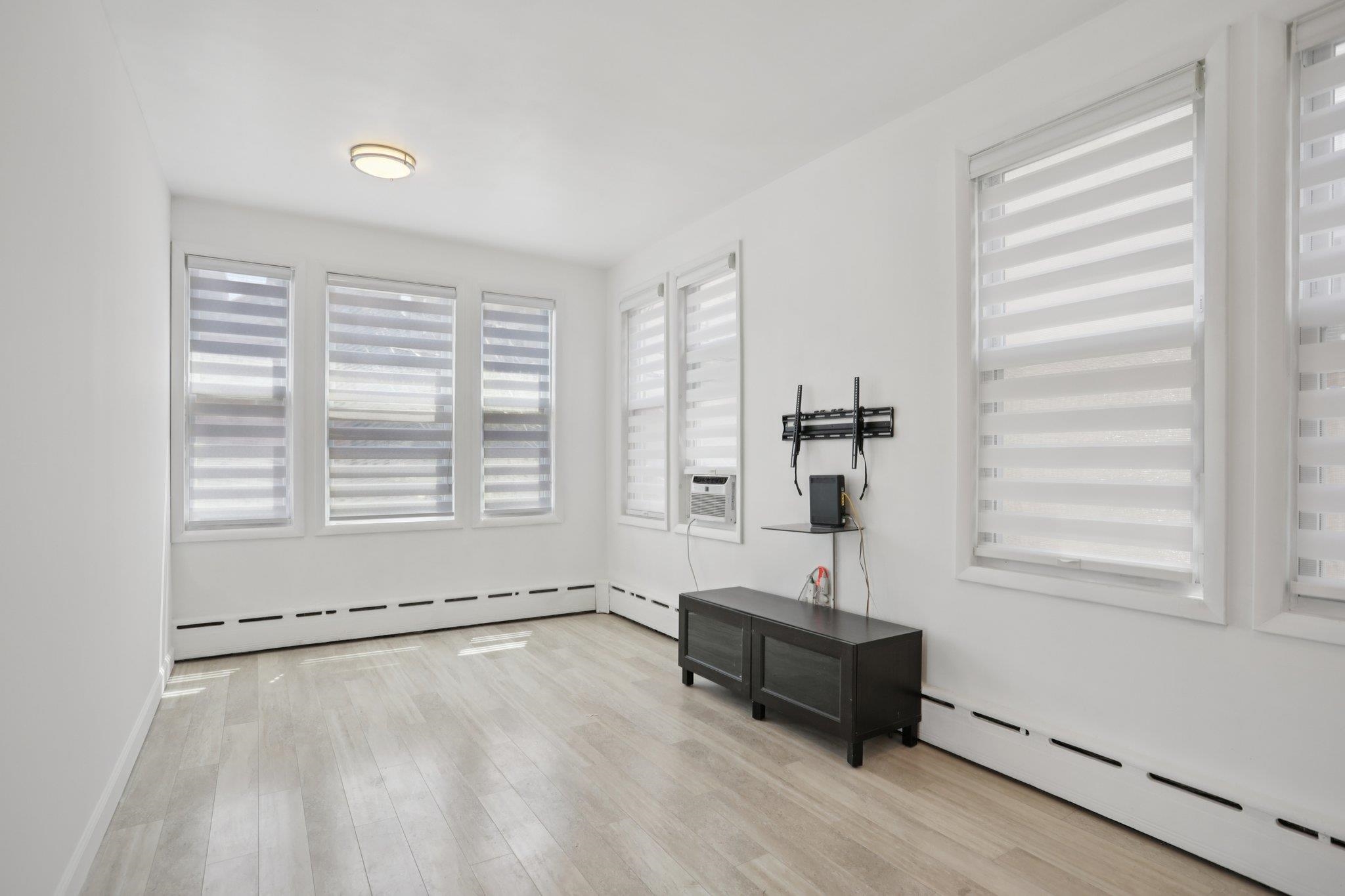9021 SMITH AVE Unit: 2