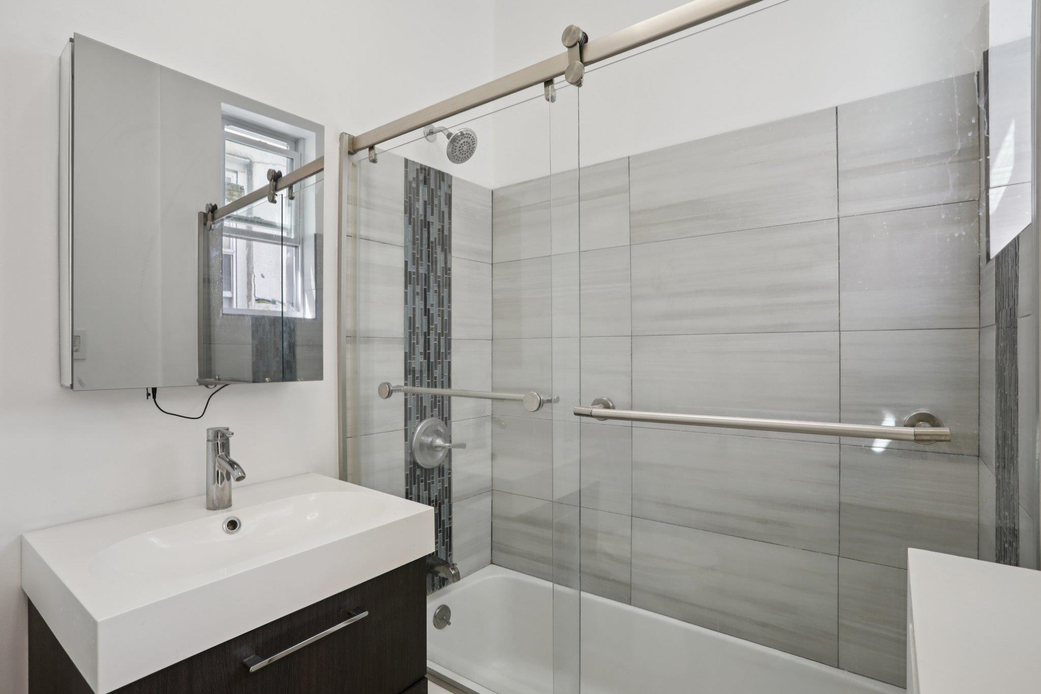 9021 SMITH AVE Unit: 2