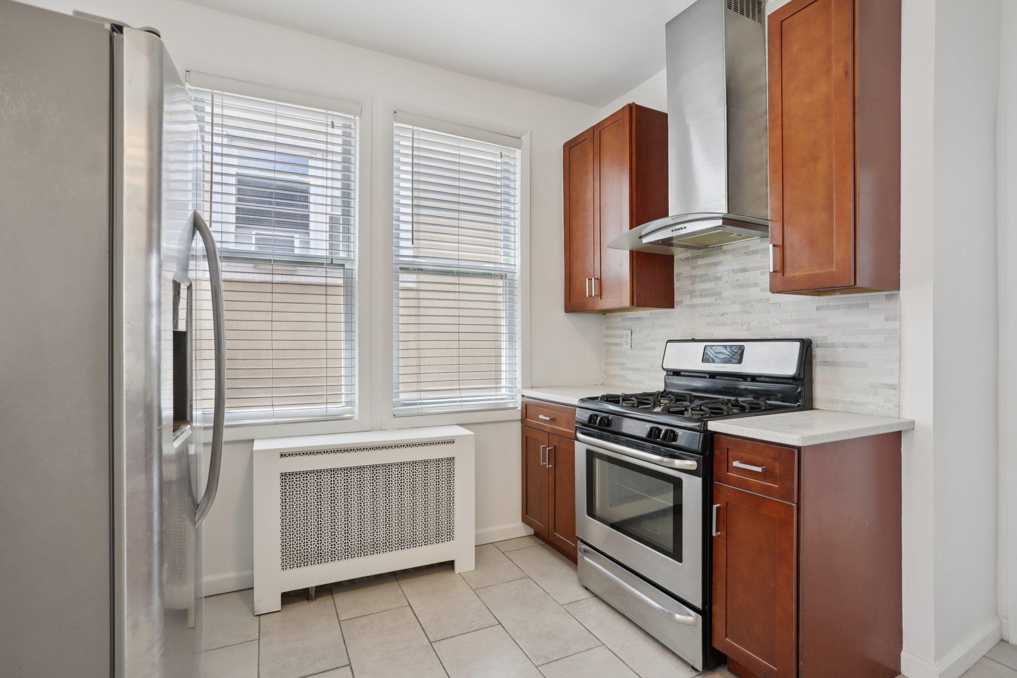 9021 SMITH AVE Unit: 2