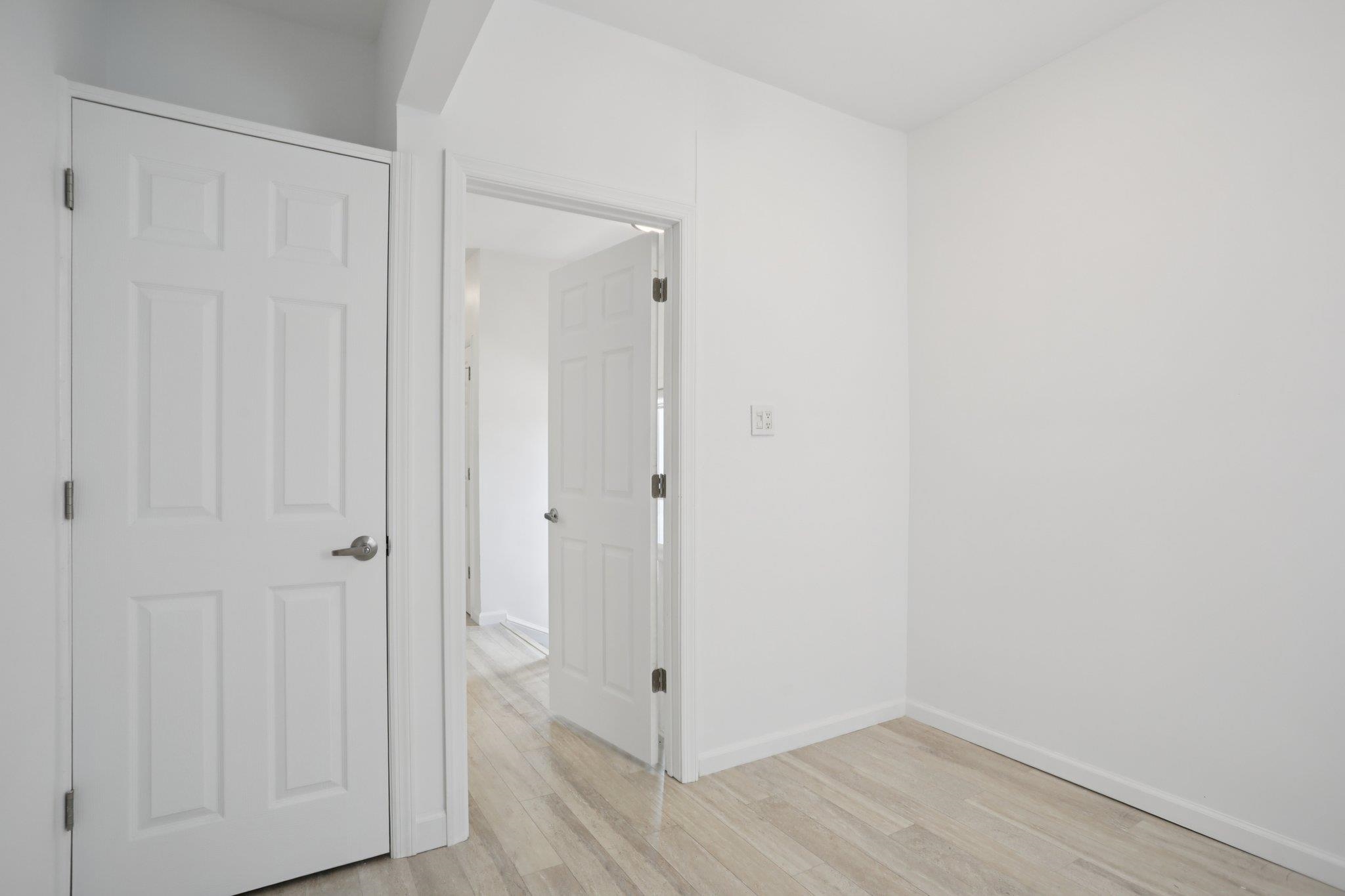 9021 SMITH AVE Unit: 2