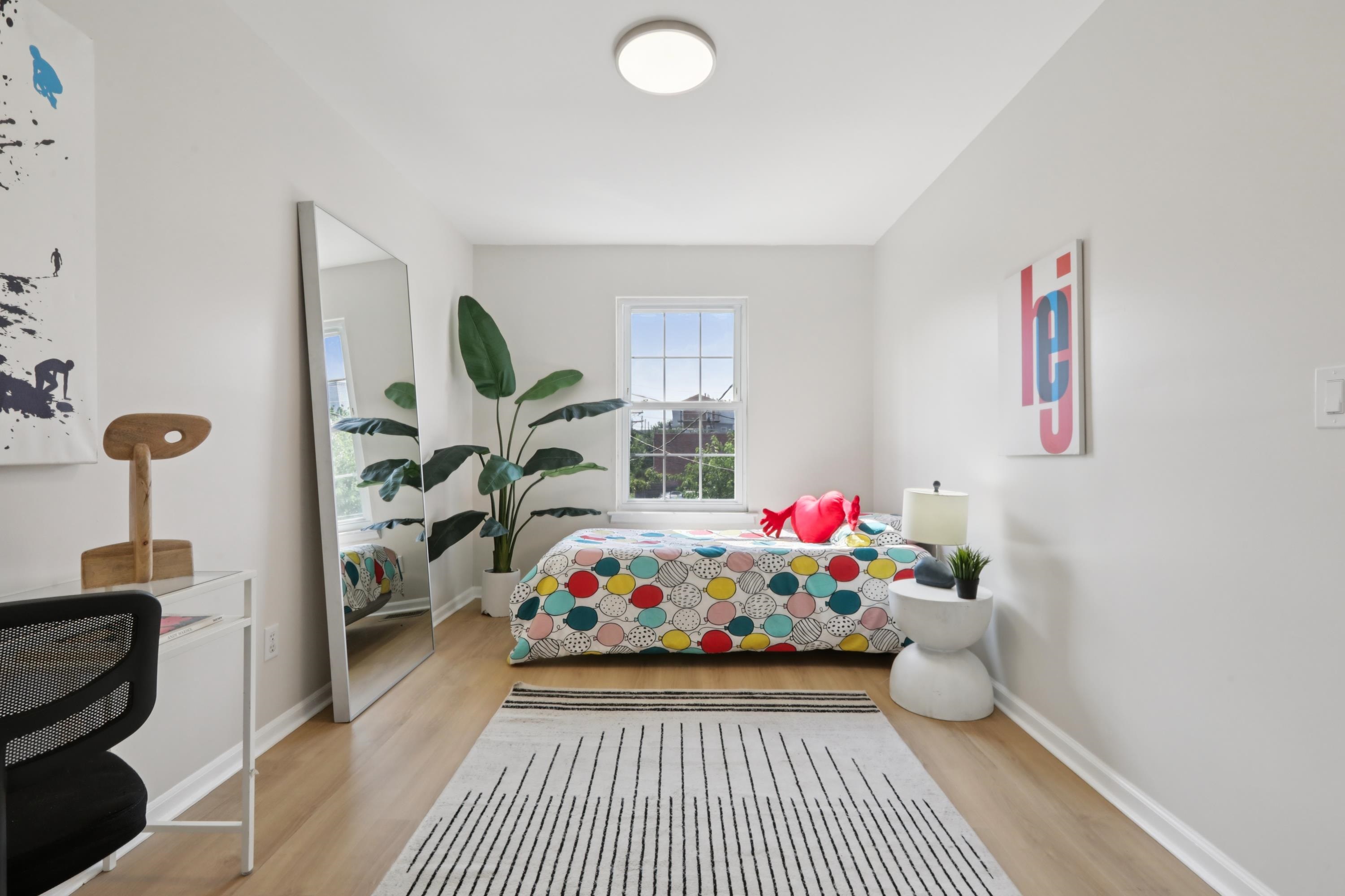 361 MONMOUTH ST