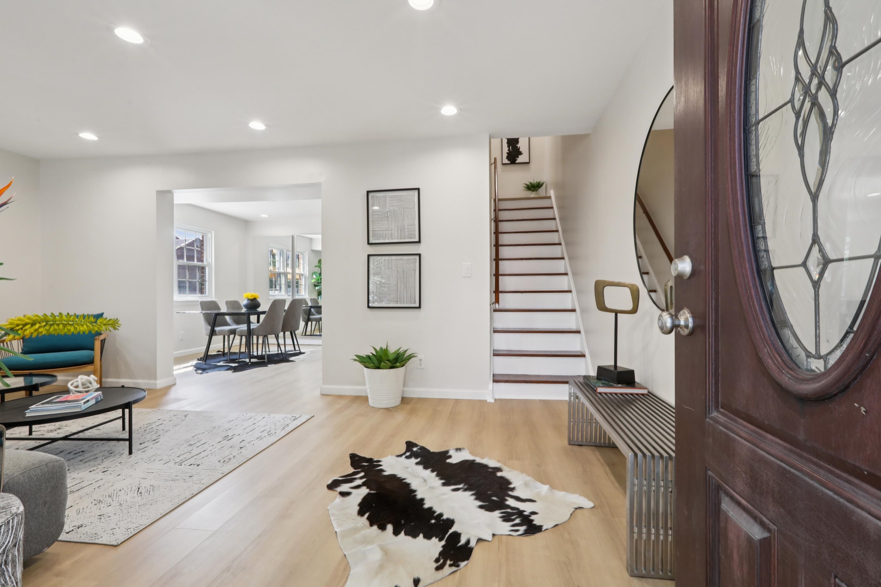 361 MONMOUTH ST