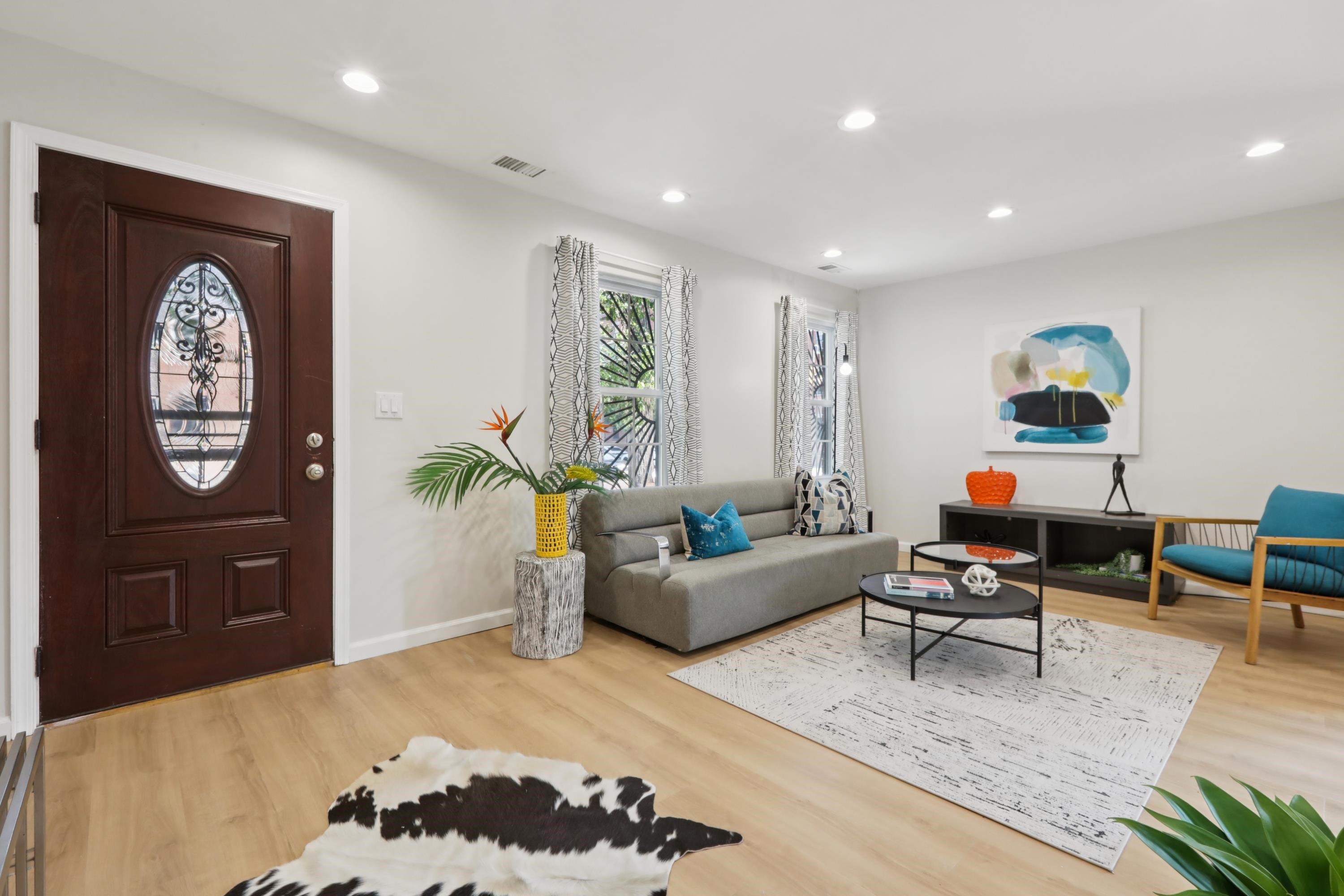 361 MONMOUTH ST