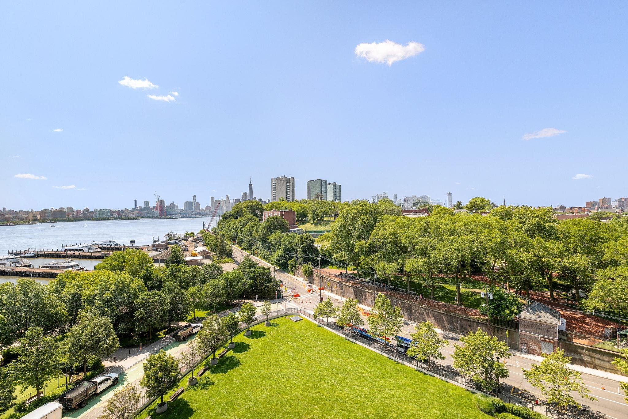 1025 MAXWELL LANE Unit: 906