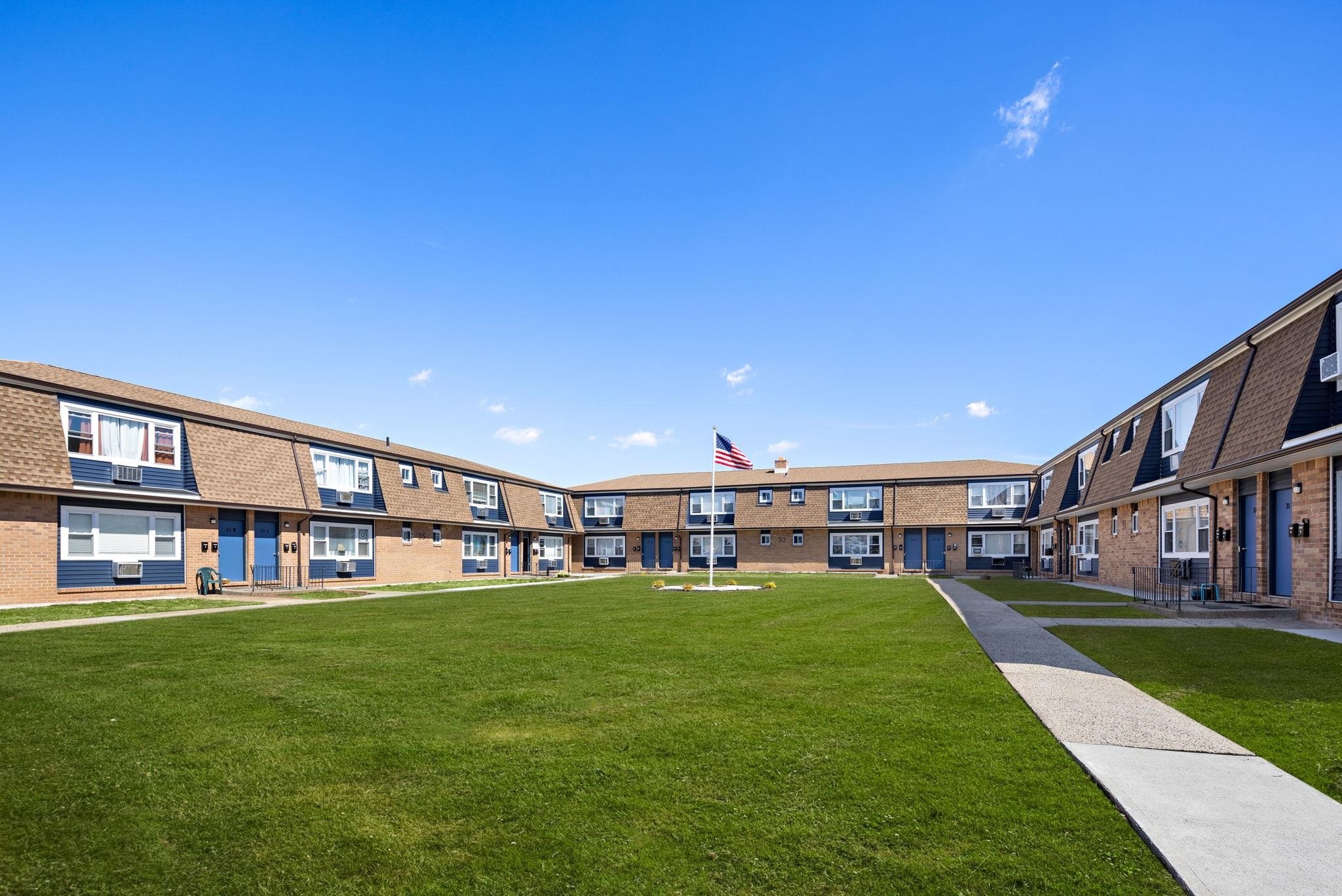 35 W 23RD ST Unit: 72 A2