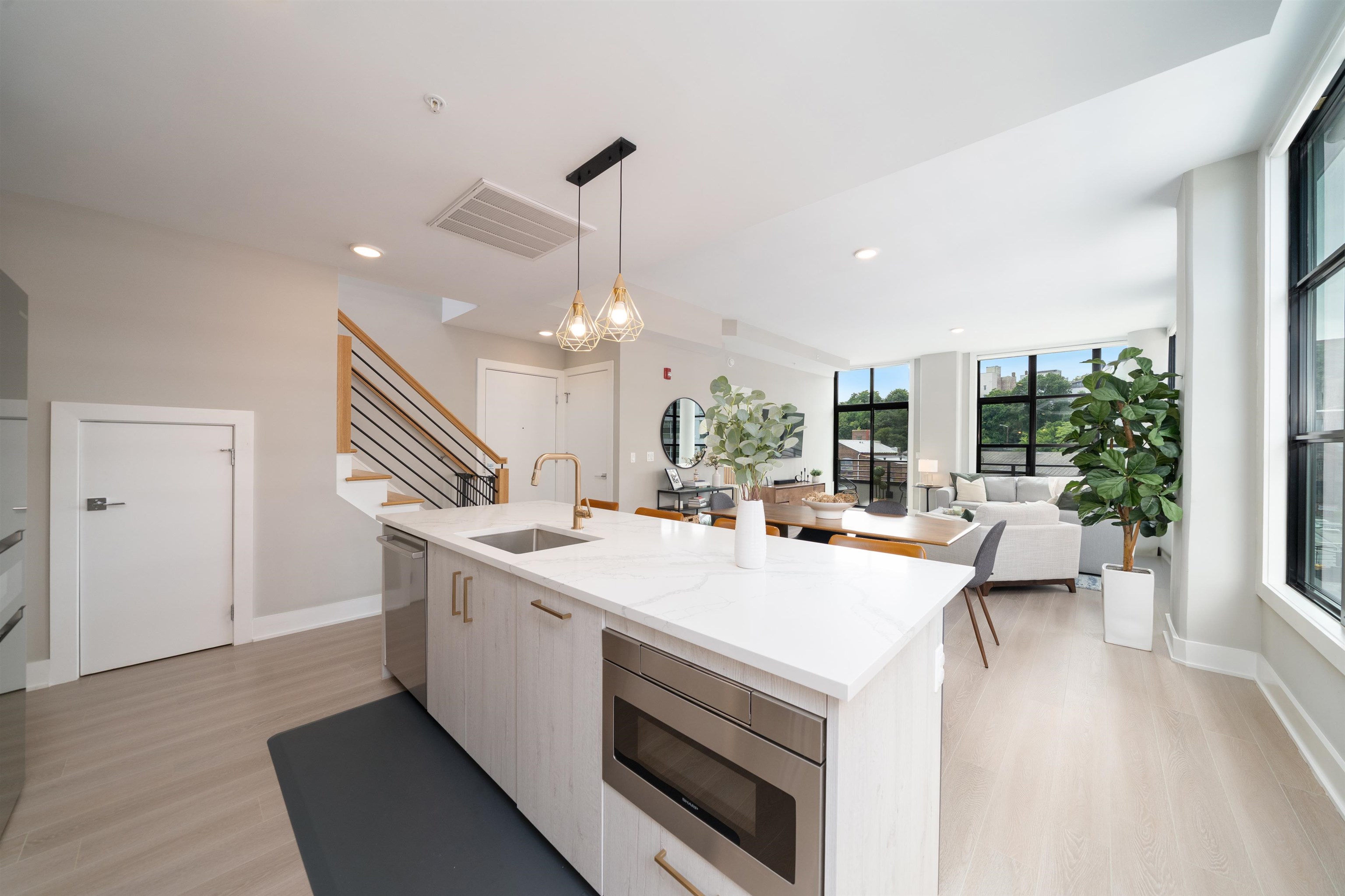 711 1ST ST Unit: 501