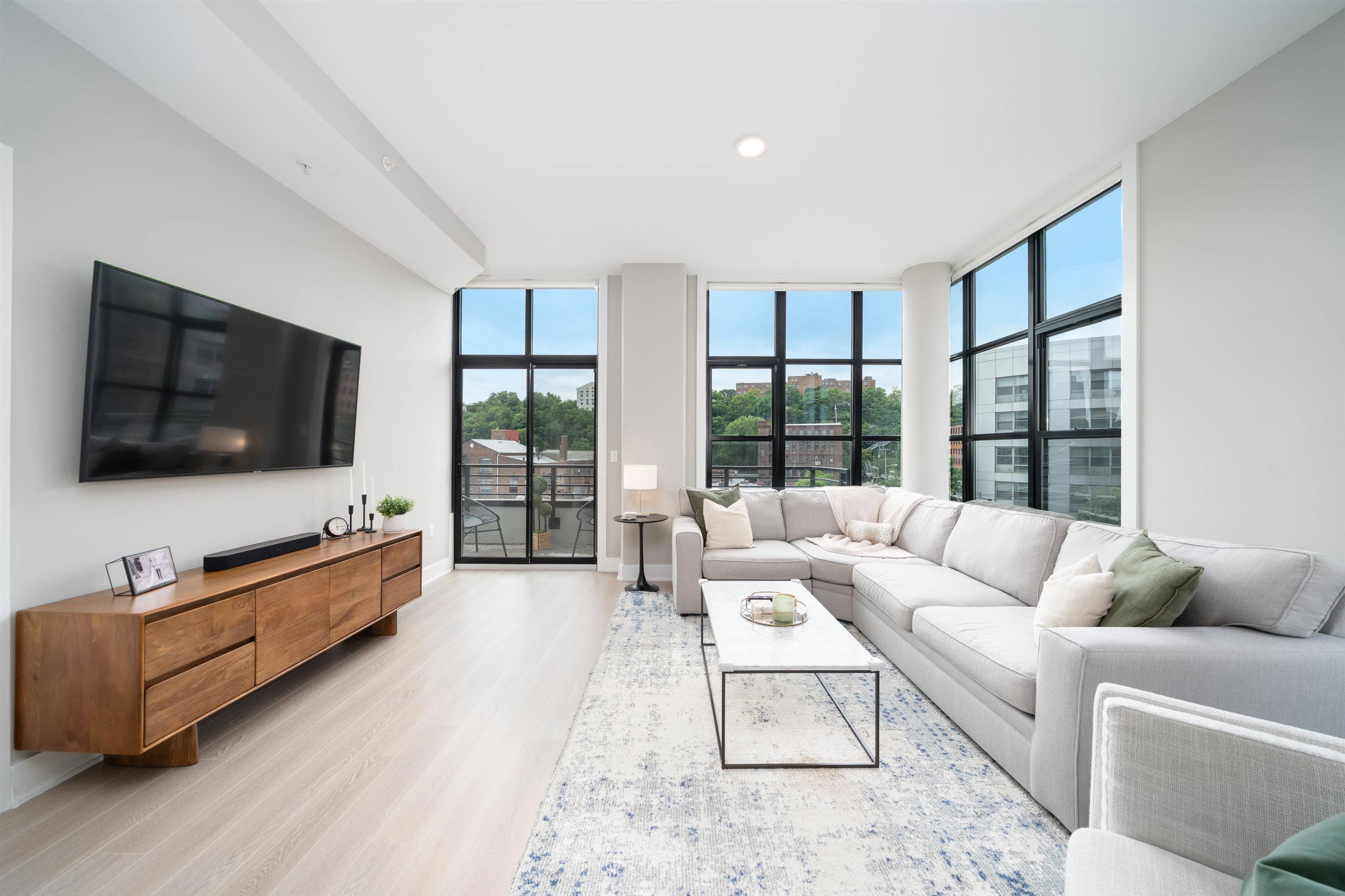 711 1ST ST Unit: 501