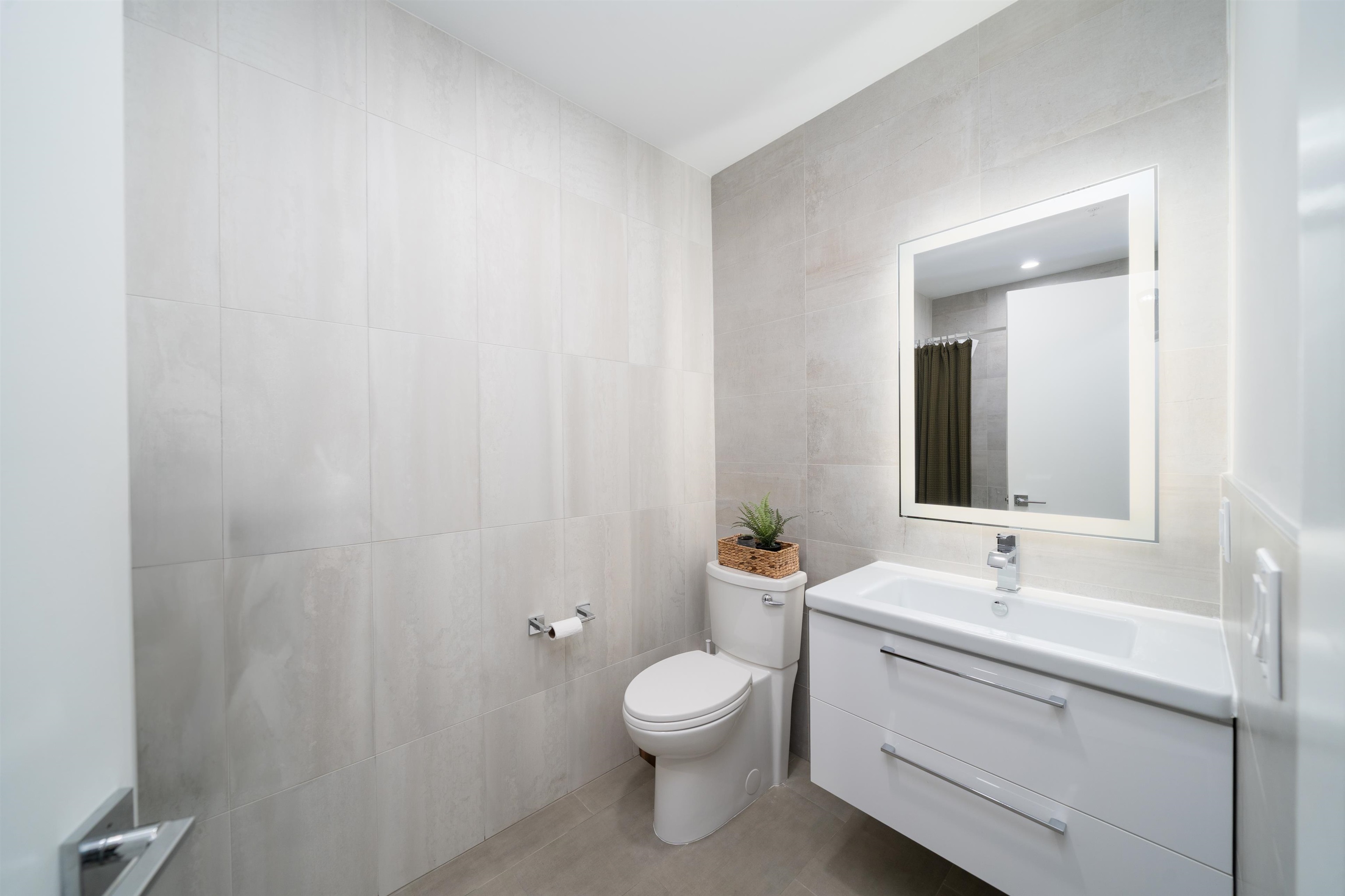 711 1ST ST Unit: 501