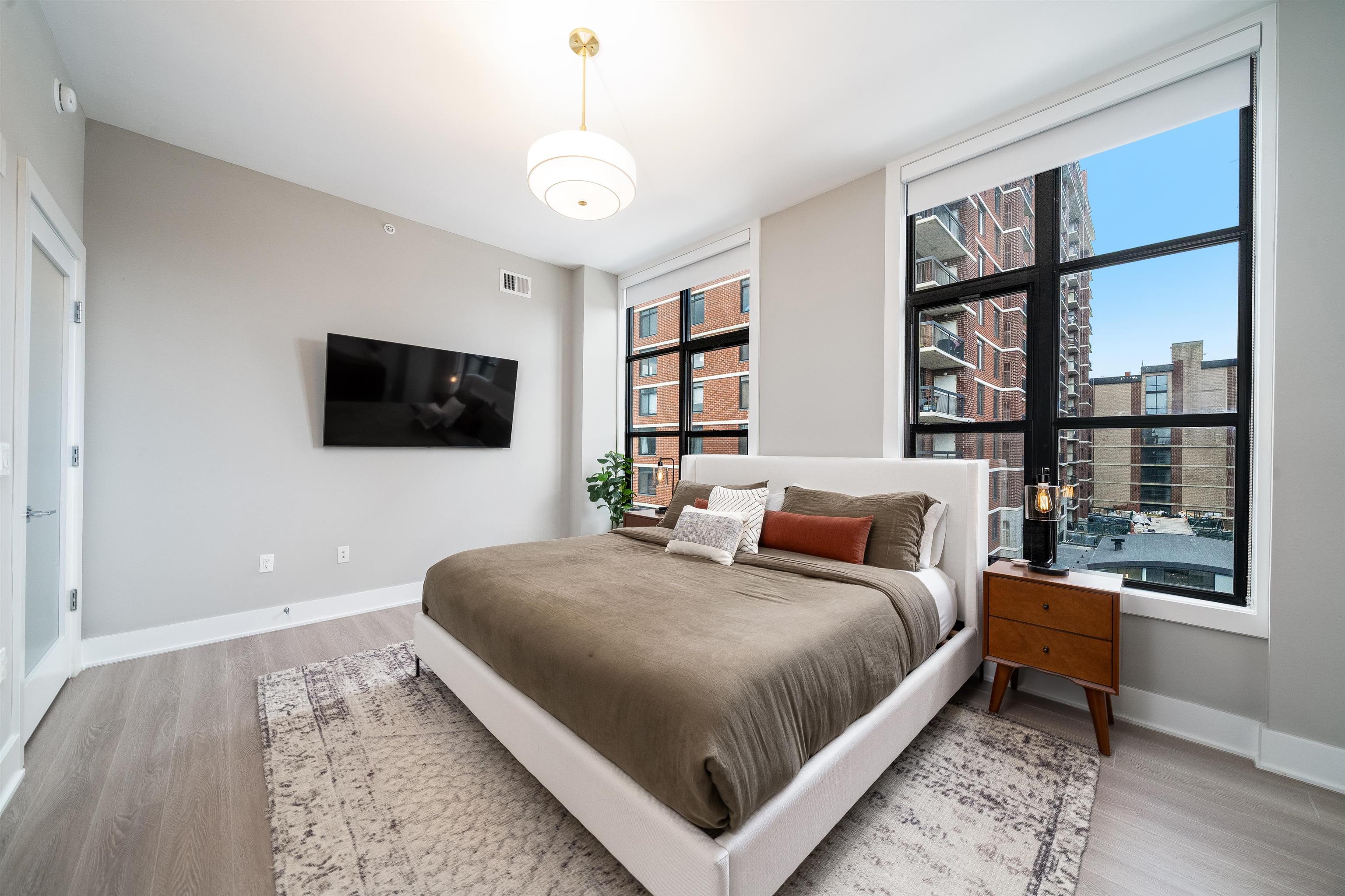 711 1ST ST Unit: 501