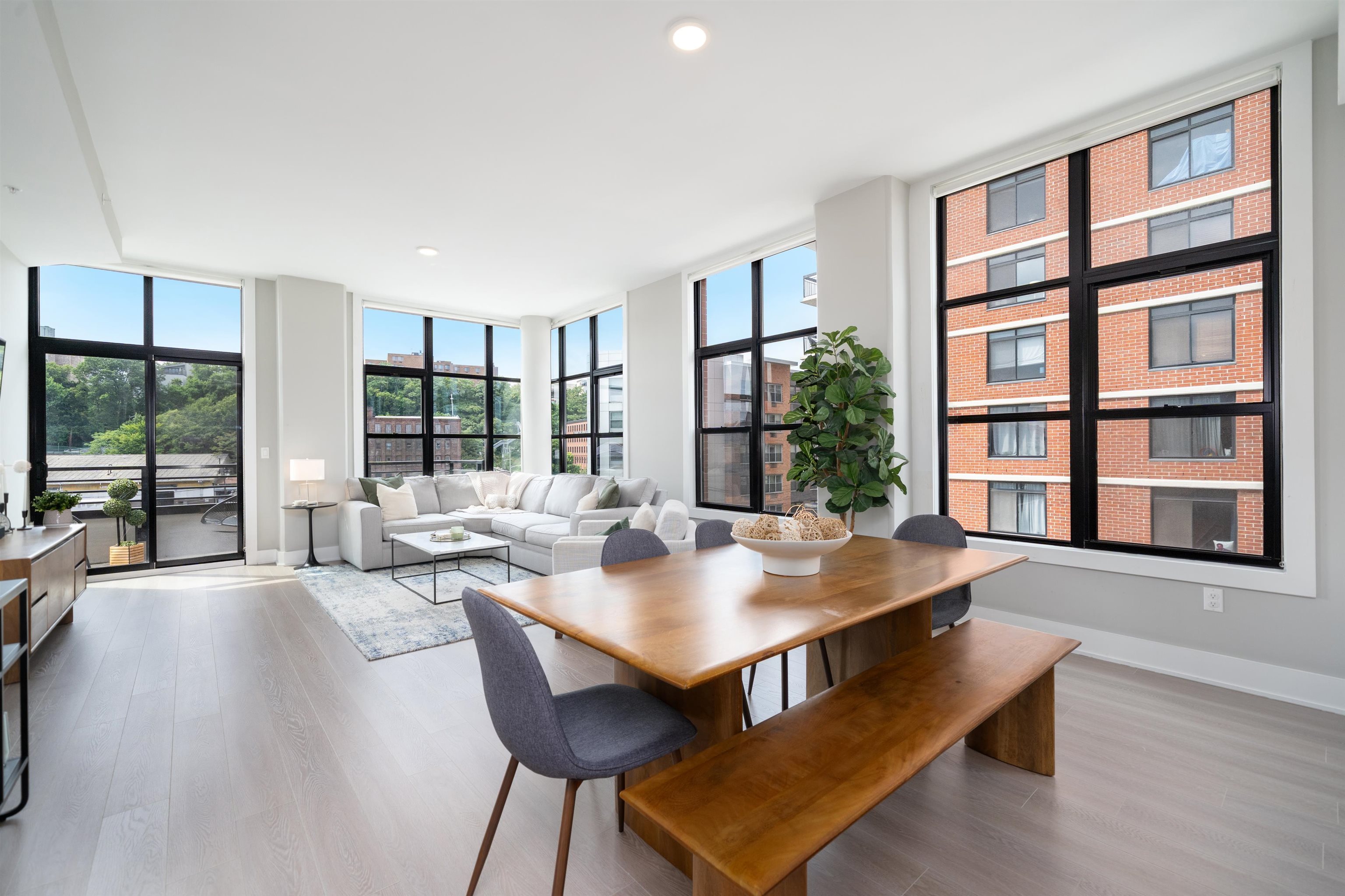 711 1ST ST Unit: 501