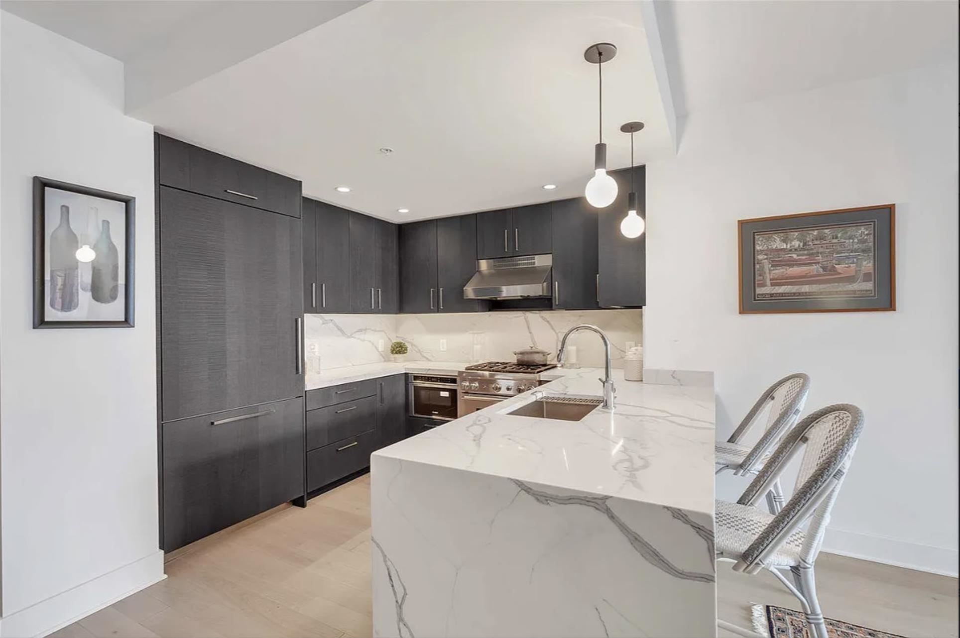 1400 HUDSON ST Unit: 828