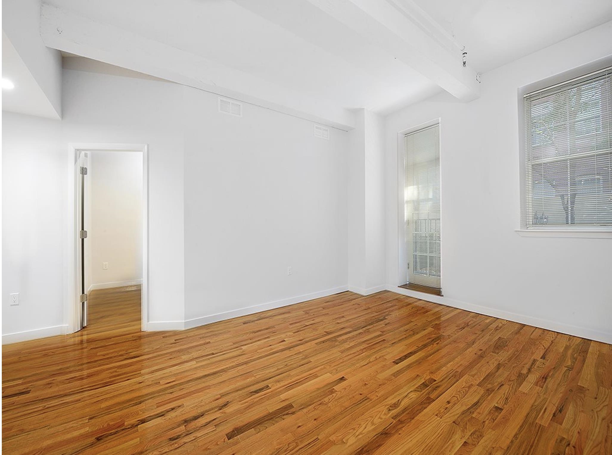 1034 CLINTON ST Unit: 109