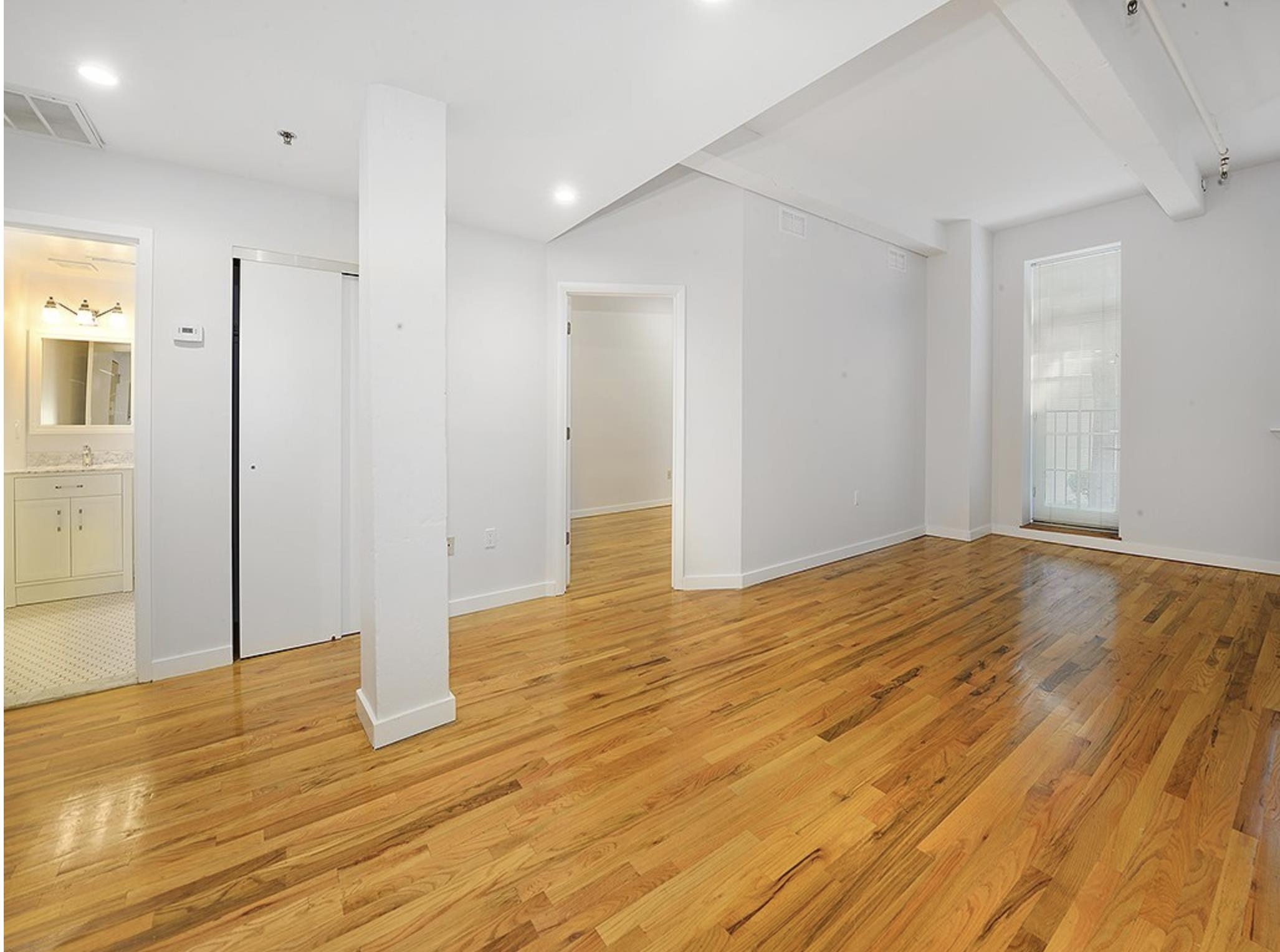 1034 CLINTON ST Unit: 109