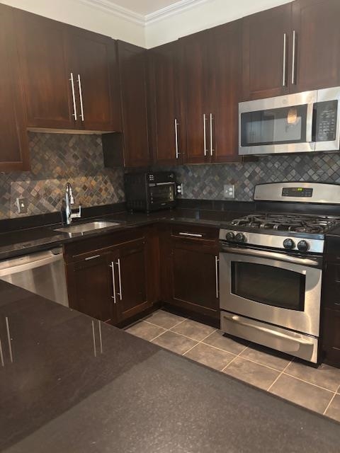 1100 ADAM ST Unit: 318