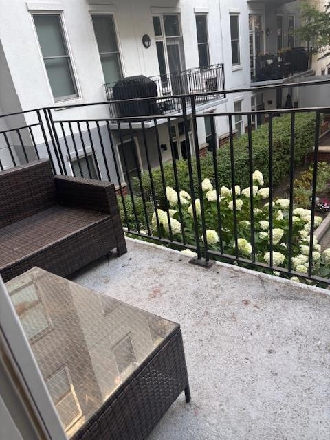 1100 ADAM ST Unit: 318