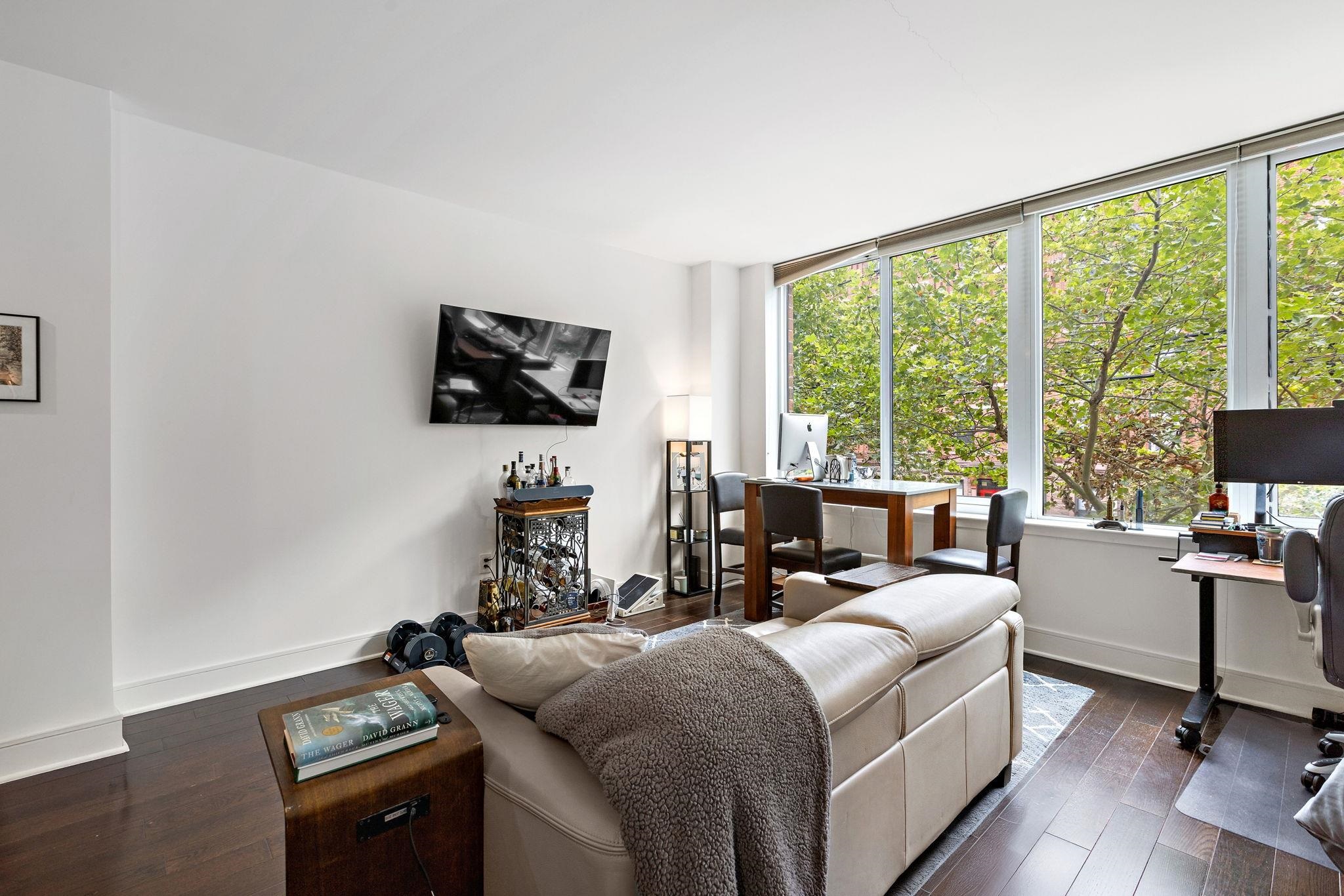 1100 MAXWELL LANE Unit: 227