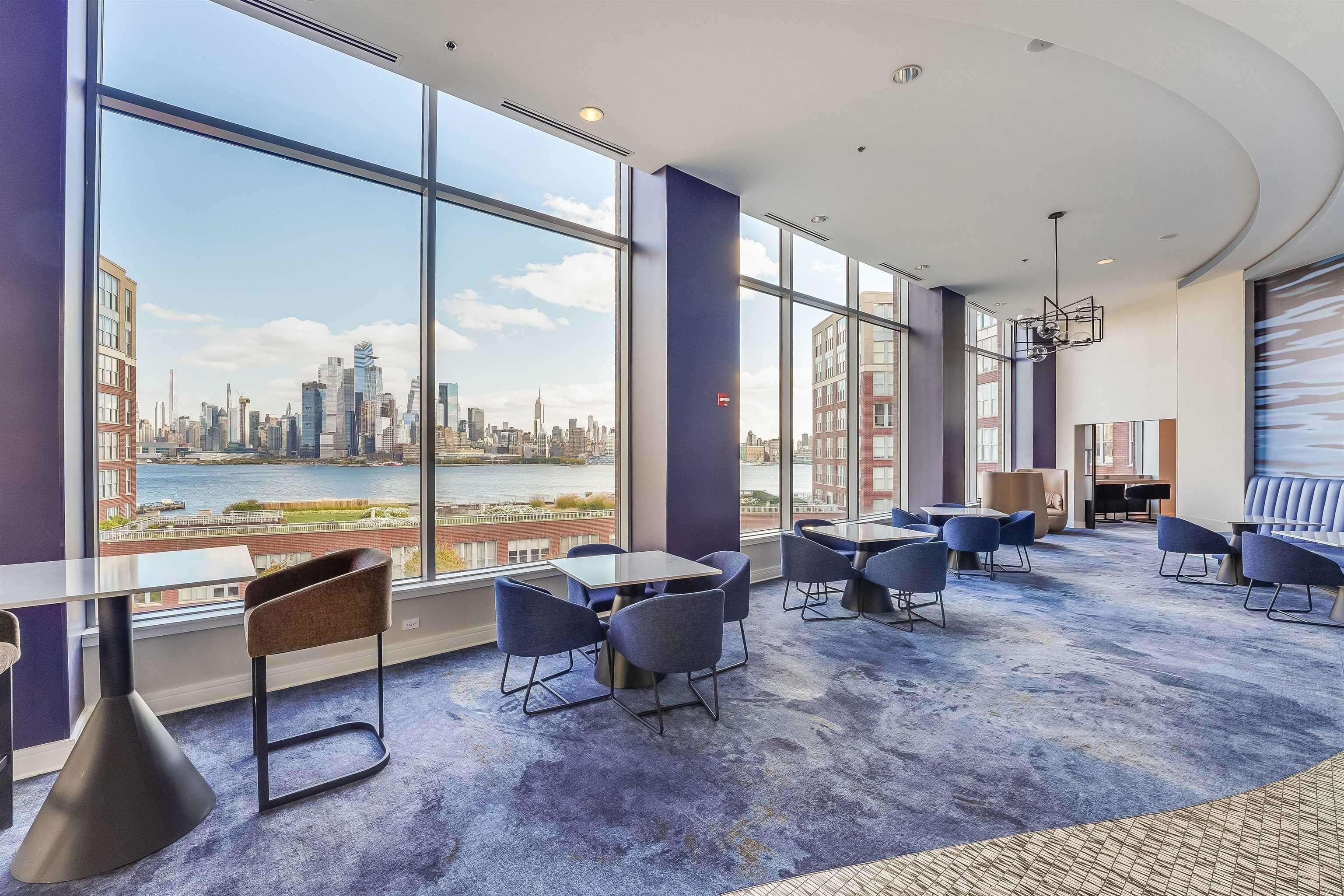 1100 MAXWELL LANE Unit: 227
