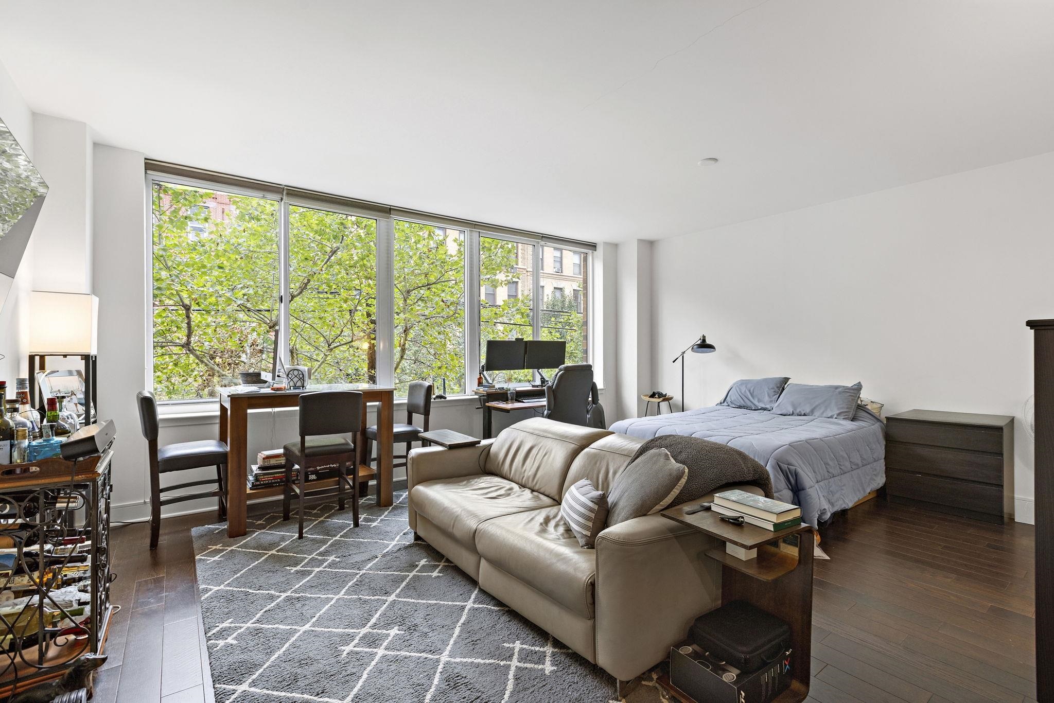 1100 MAXWELL LANE Unit: 227