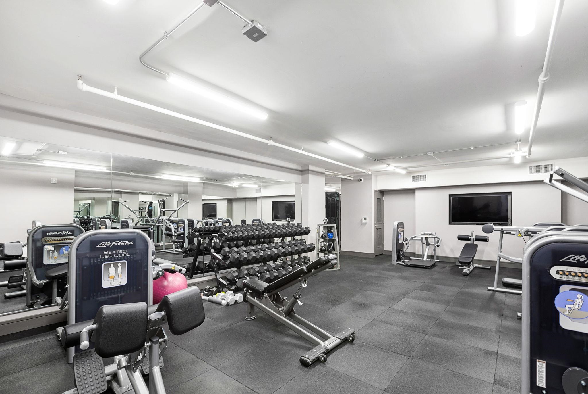 1400 HUDSON ST Unit: 1103