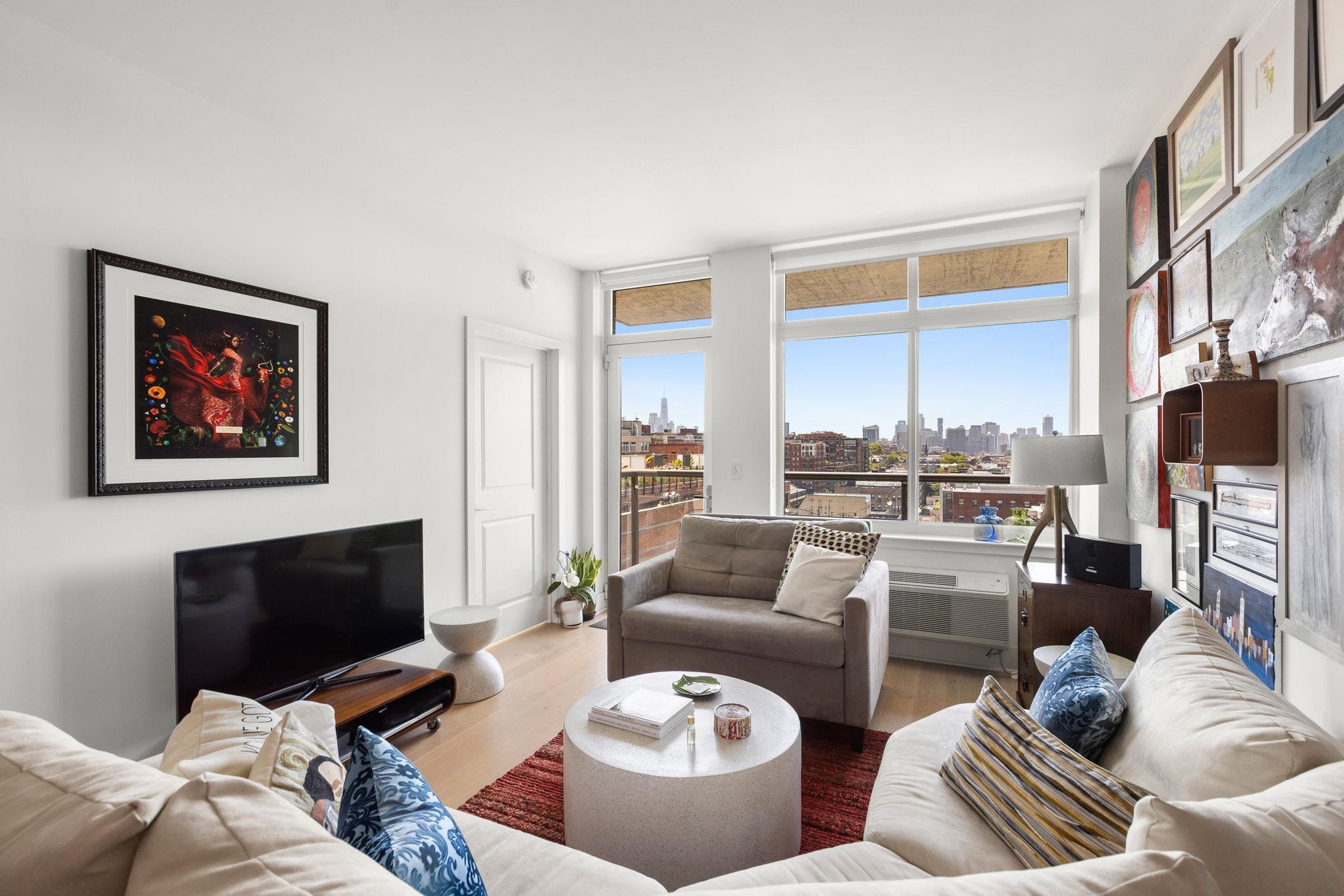1400 HUDSON ST Unit: 1103