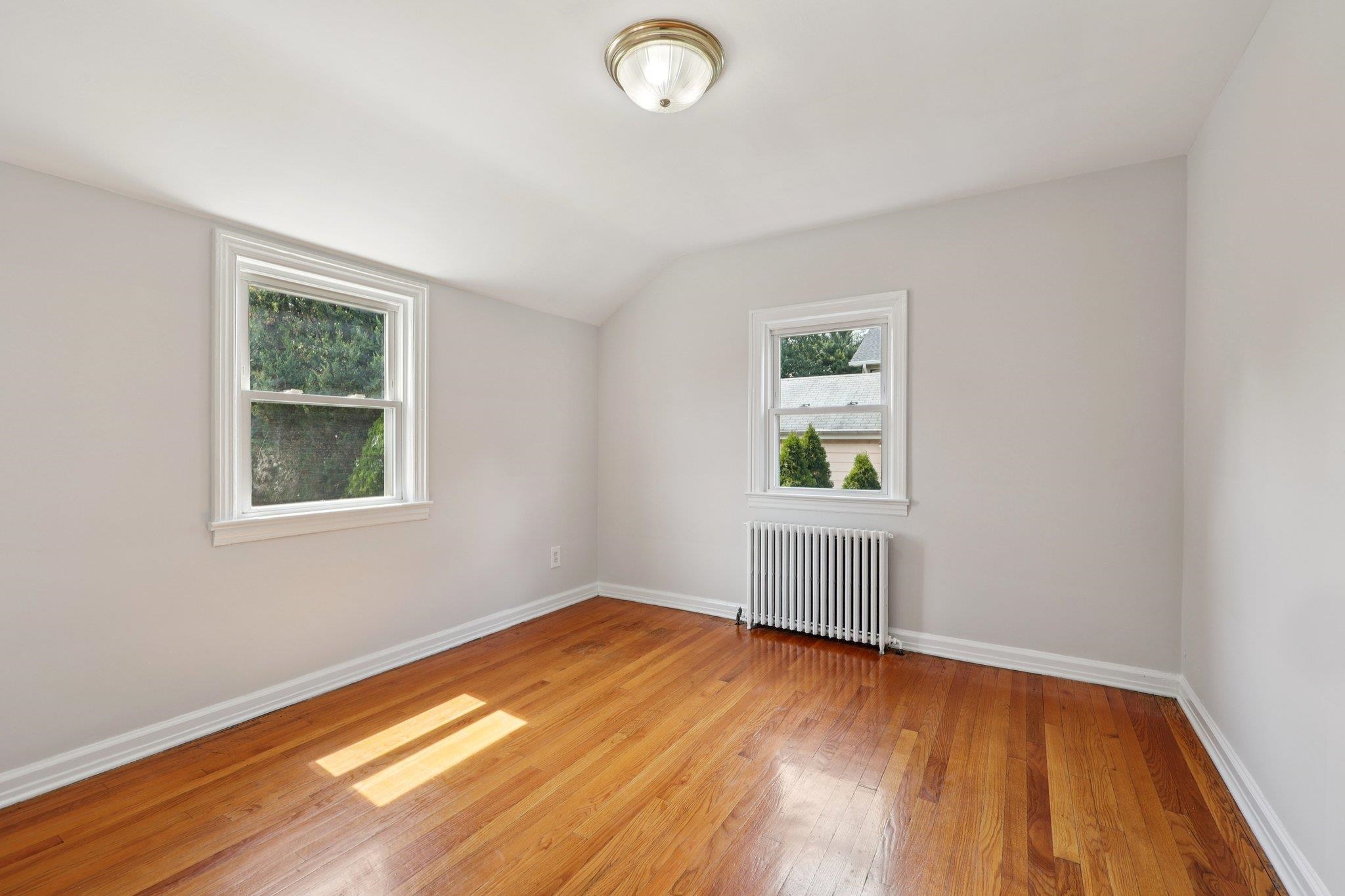 31 THIEM AVE