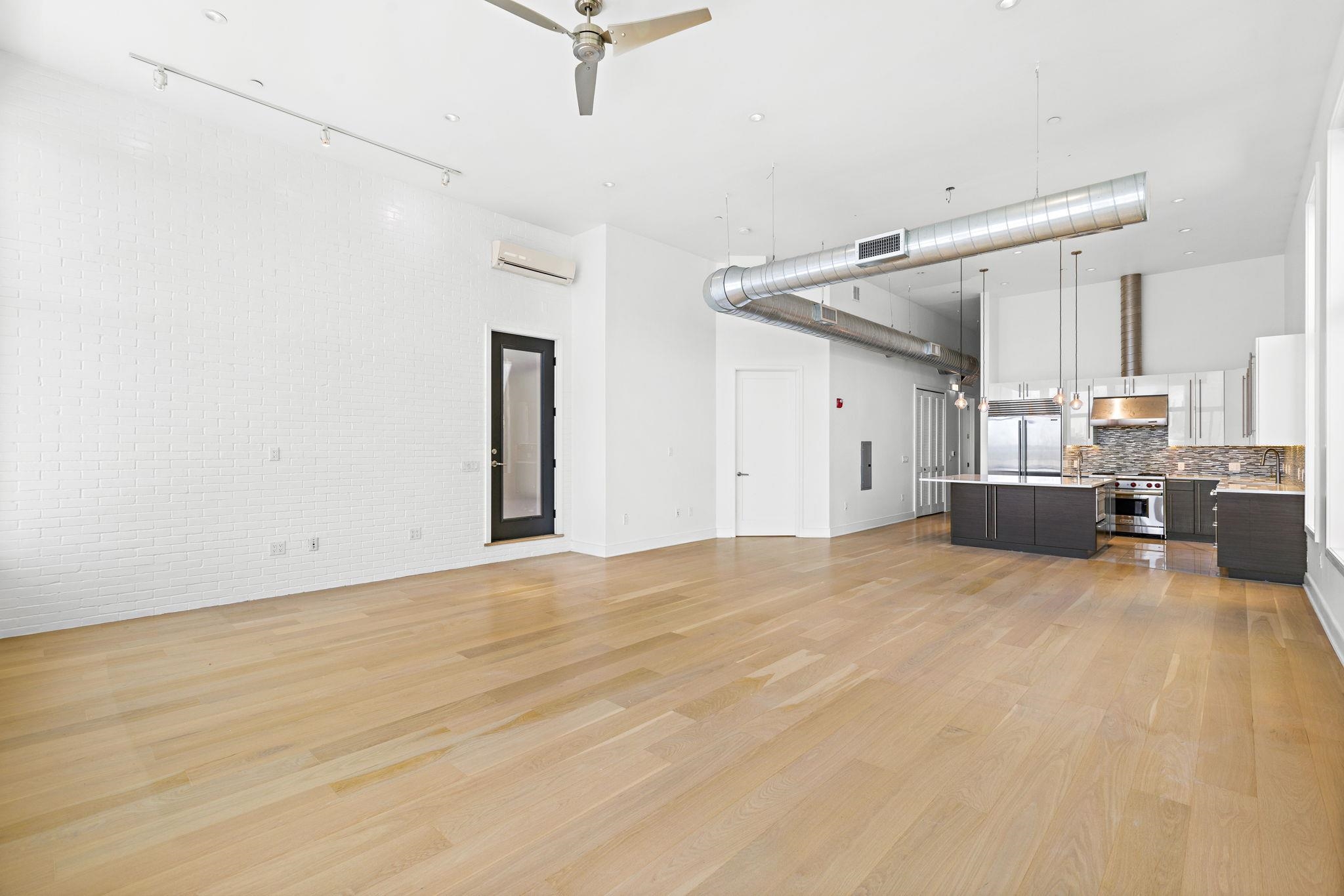 99 HACKENSACK AVE