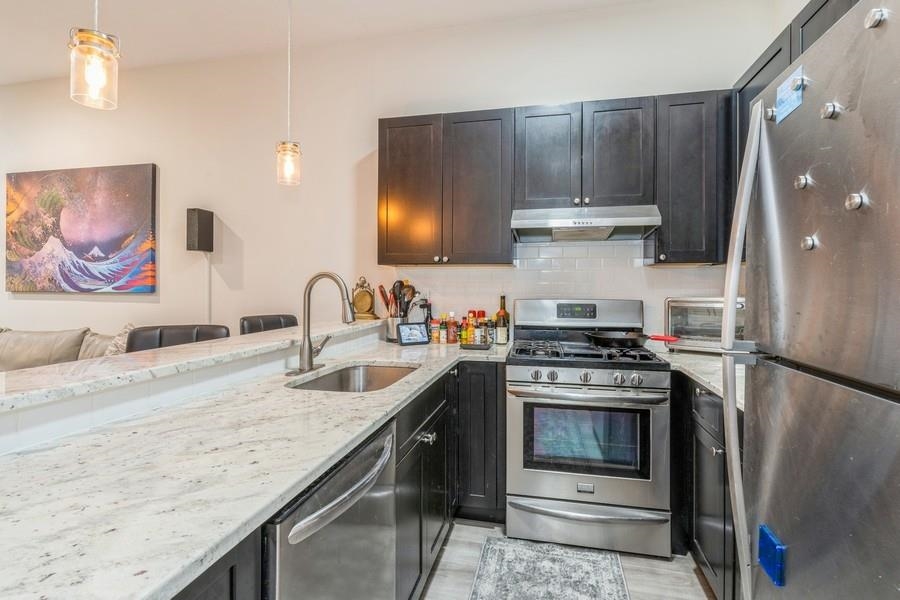 1115 WILLOW AVE Unit: 107