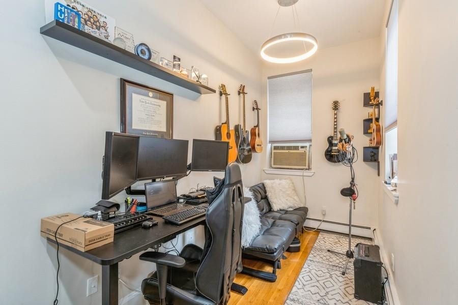 1115 WILLOW AVE Unit: 107