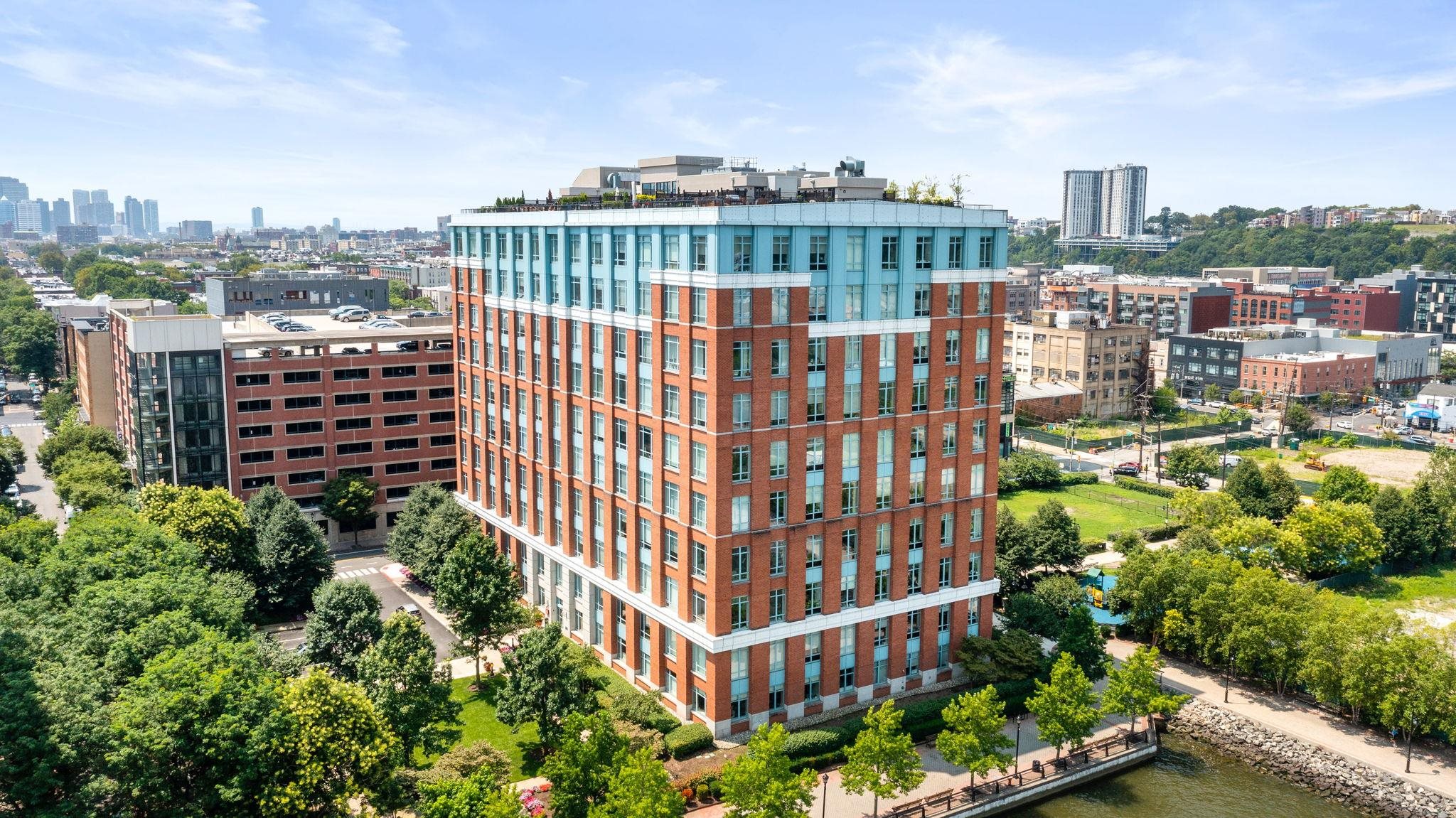 1500 GARDEN ST Unit: 10C