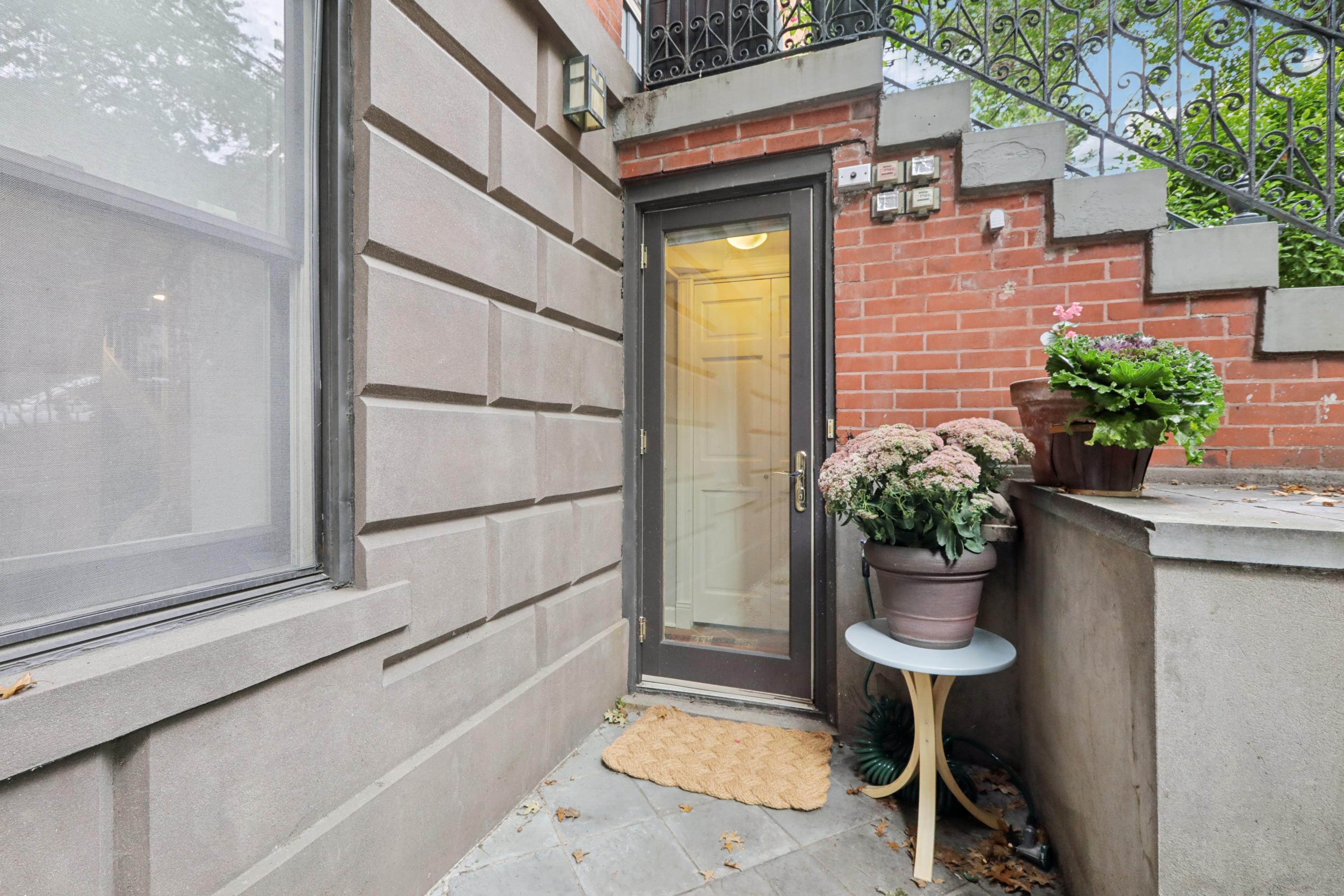 204 GARDEN ST Unit: 1