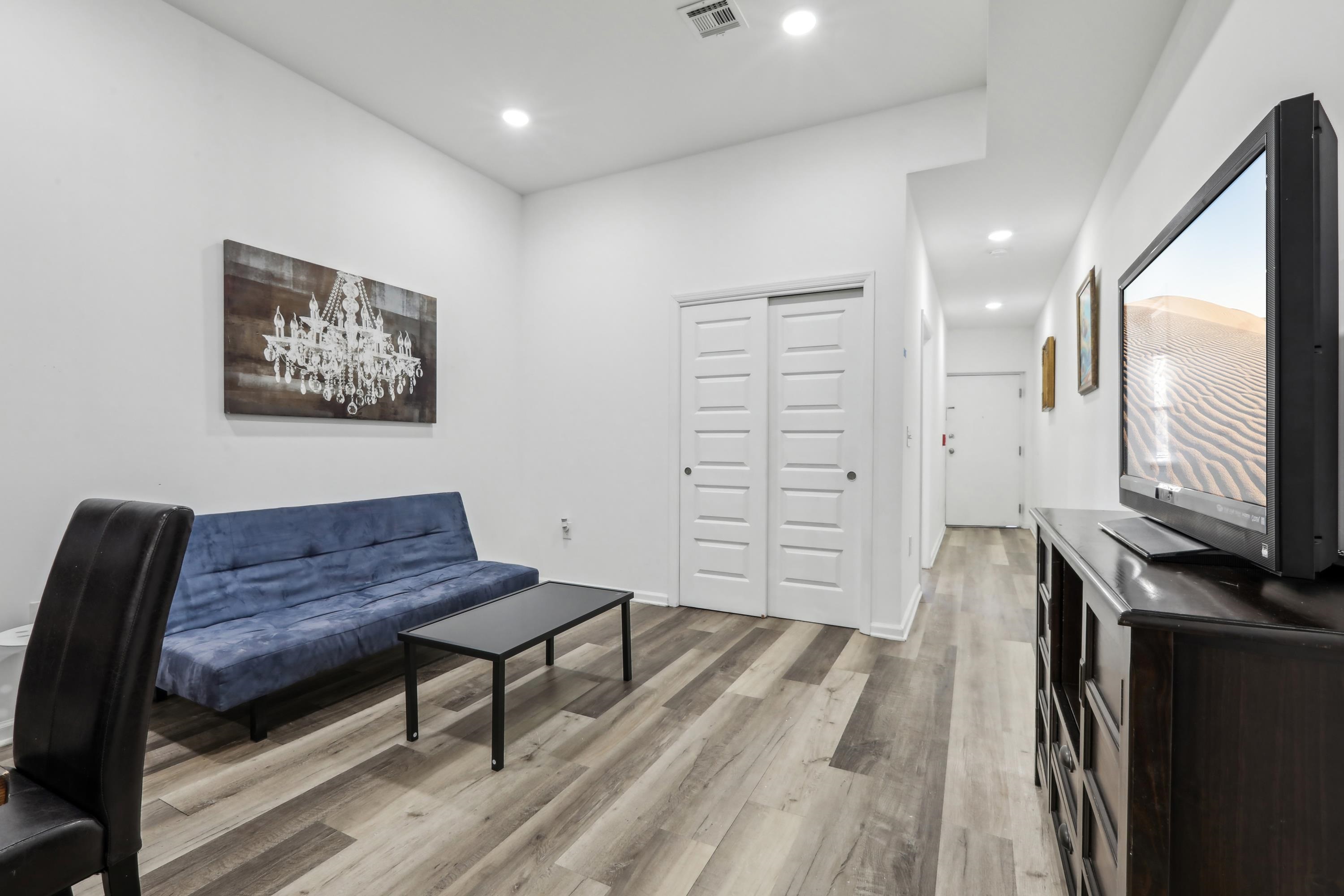 430 OCEAN AVE