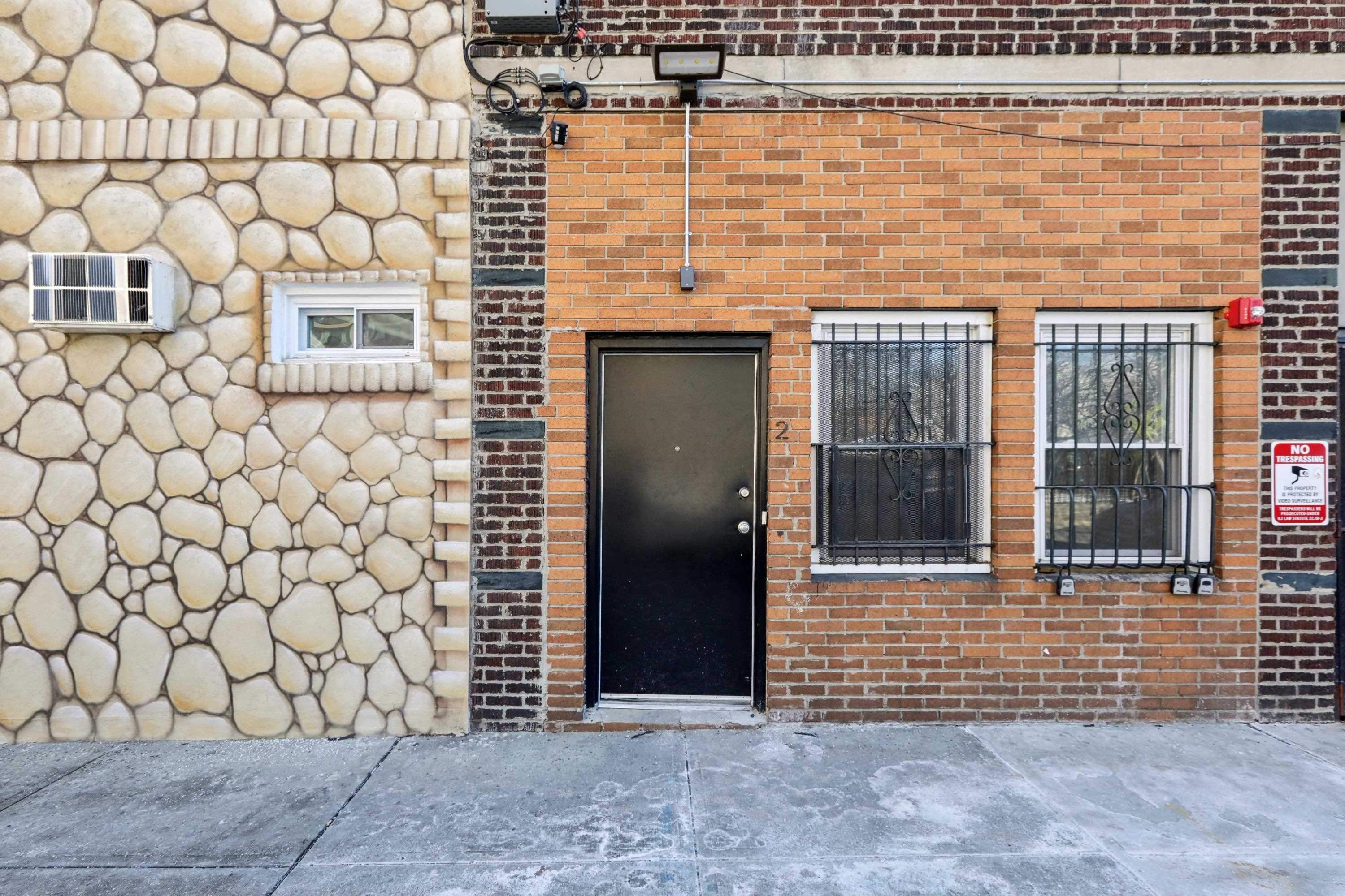 430 OCEAN AVE