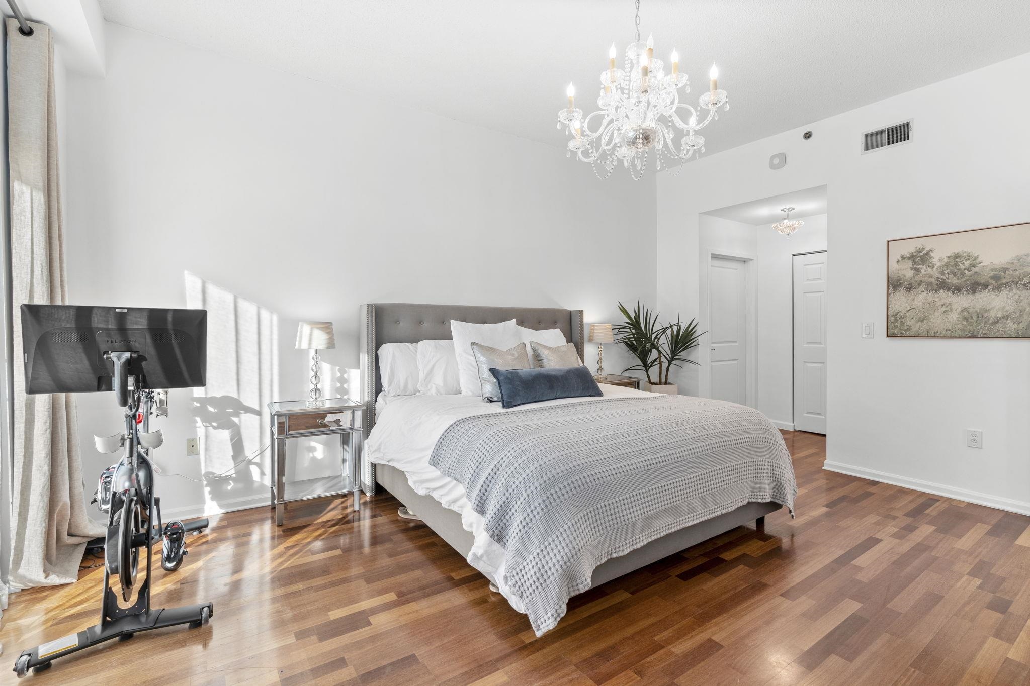 700 1ST ST Unit: 16PV