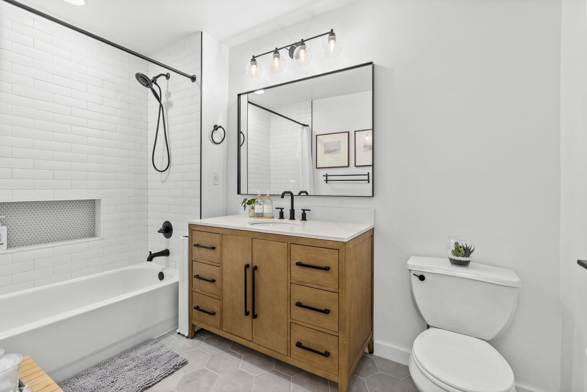700 1ST ST Unit: 16PV