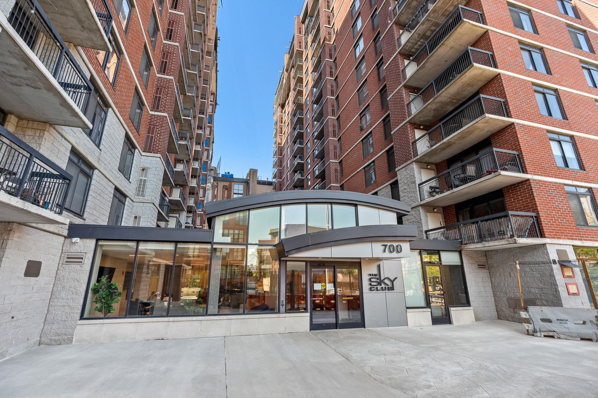 700 1ST ST Unit: 16PV