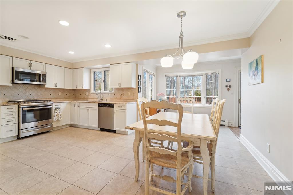 281 Schuyler Road