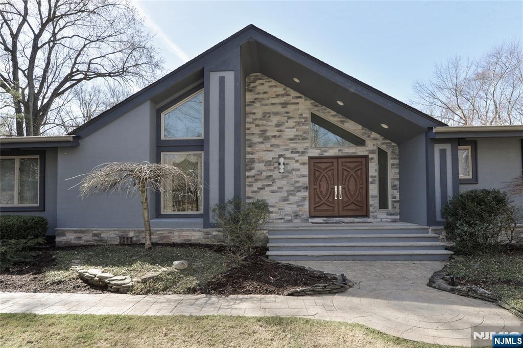 54 Mill Glen Road