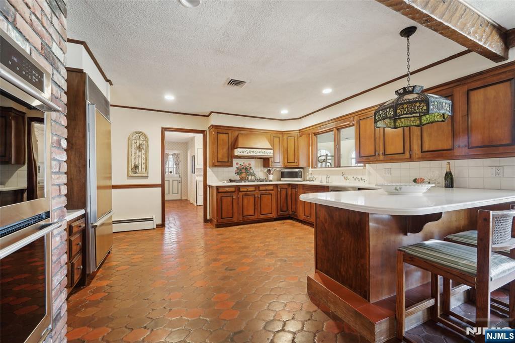 17 Deerhill Drive