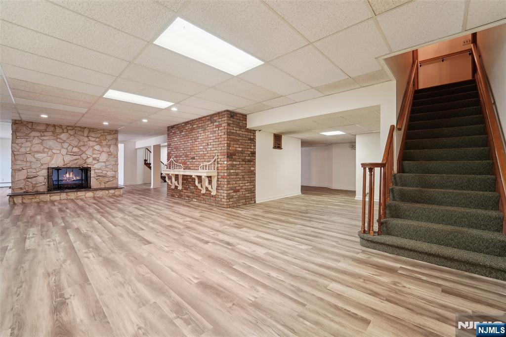 17 Deerhill Drive