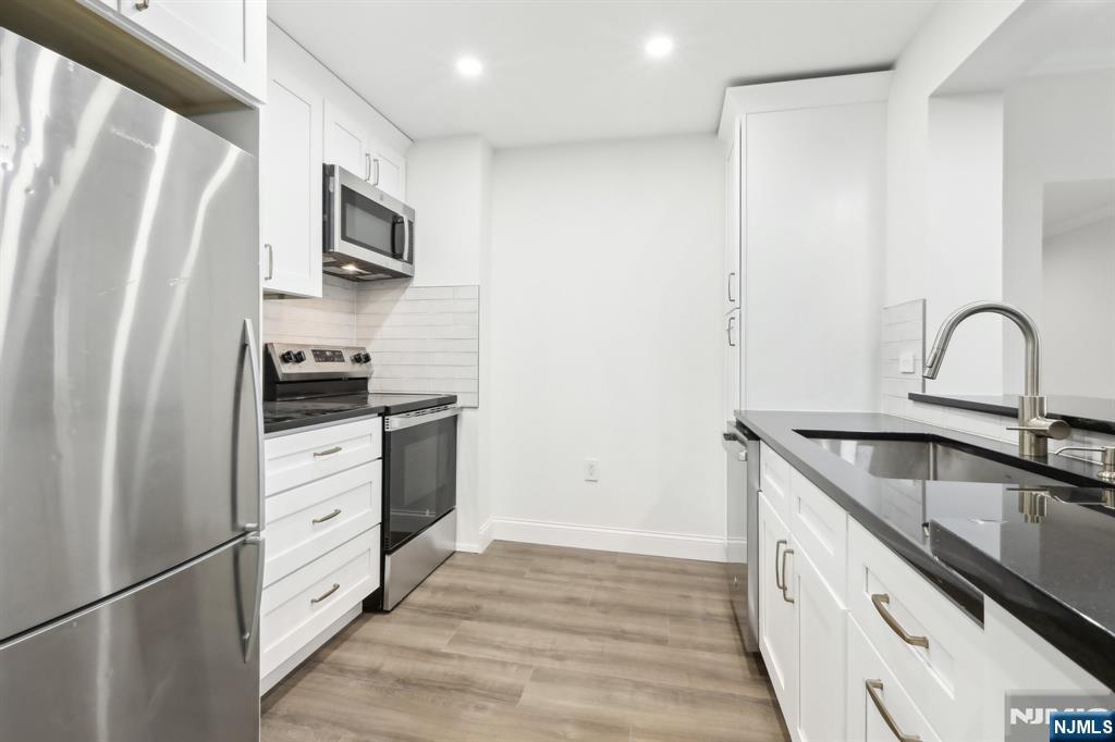 3309 City Place
