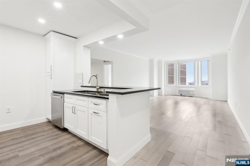 3309 City Place